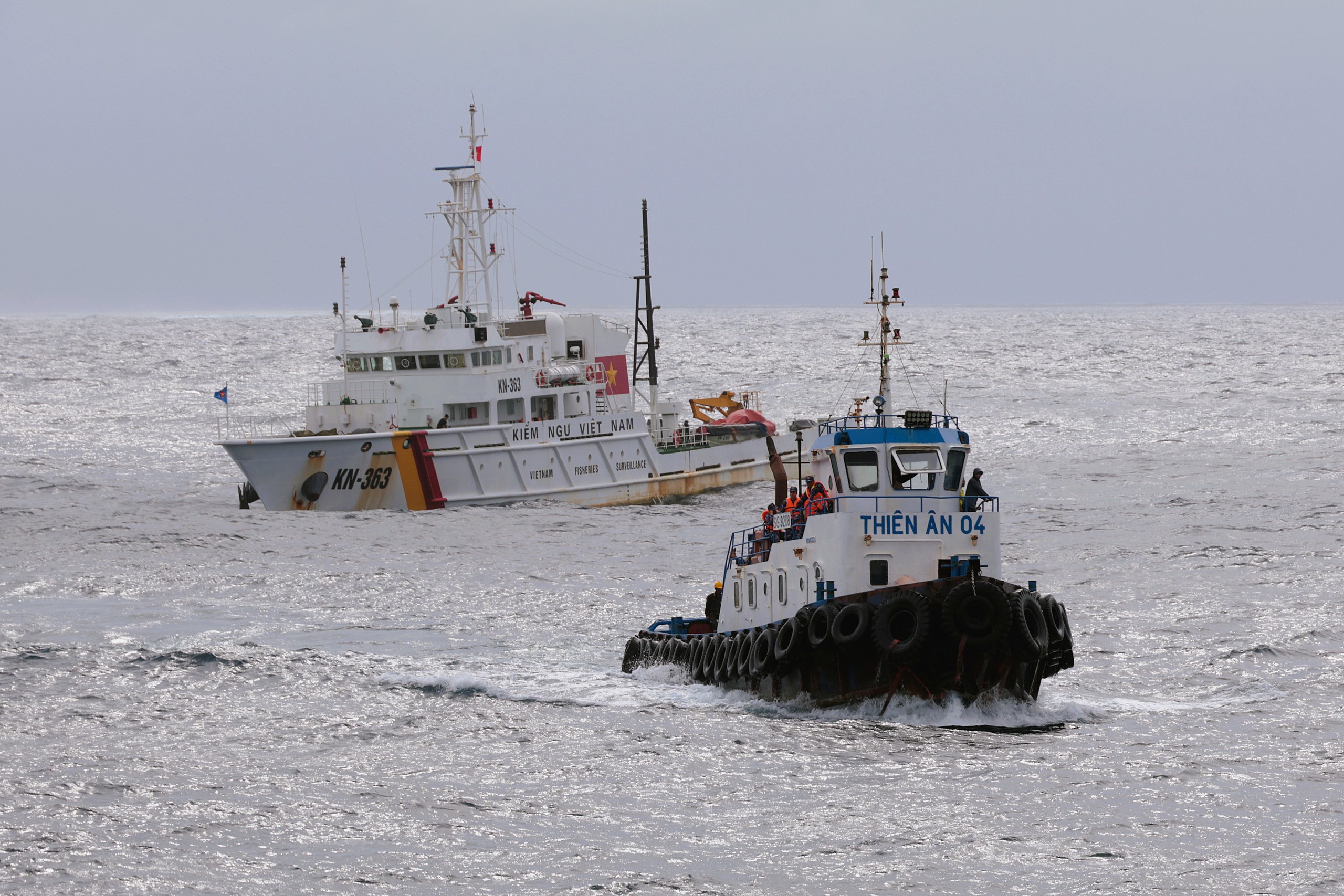 Tết ở Trường Sa - Kỳ 8: Vui xuân không quên nhiệm vụ- Ảnh 2.