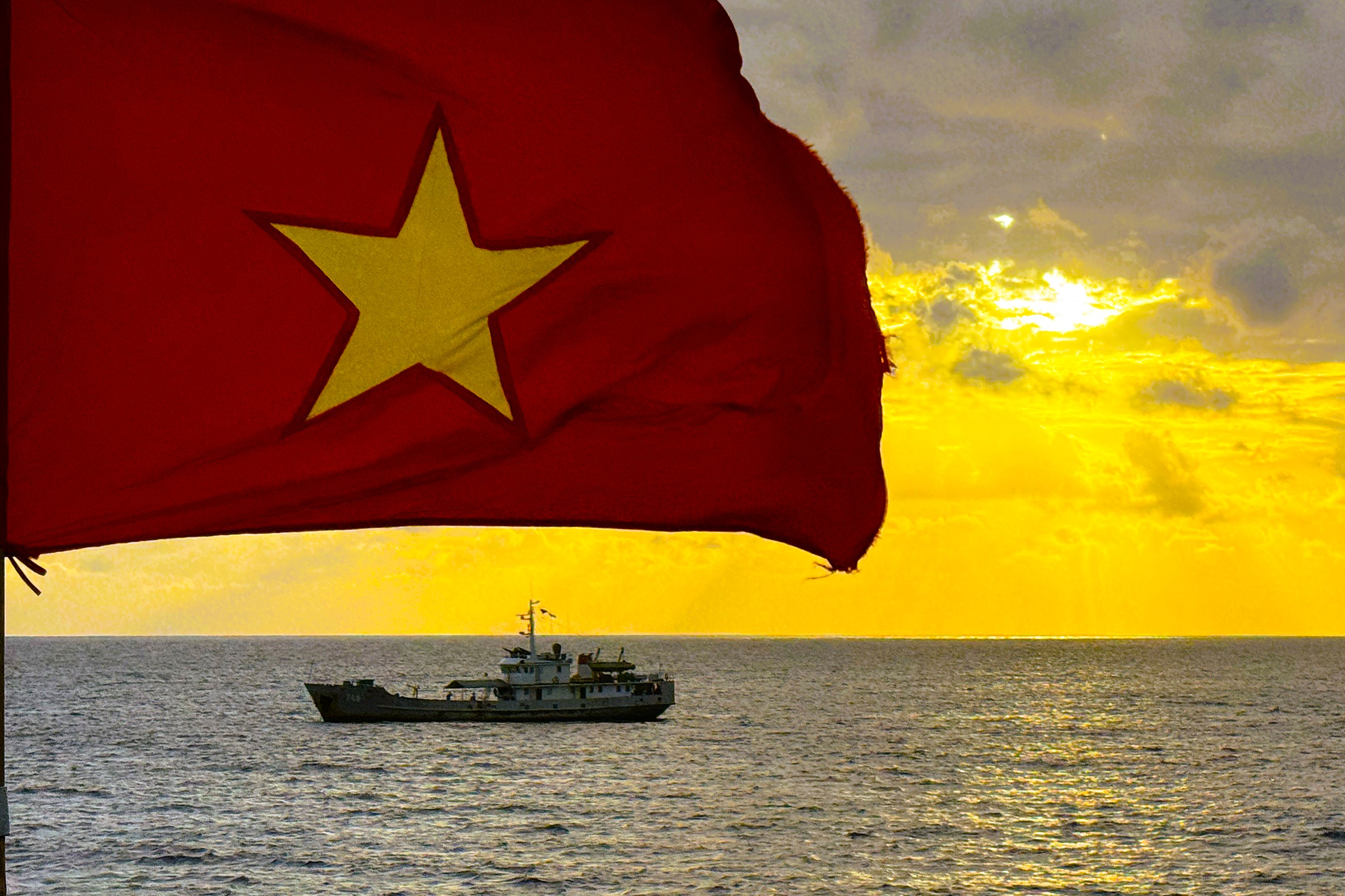 Tết ở Trường Sa - Kỳ 8: Vui xuân không quên nhiệm vụ- Ảnh 3.