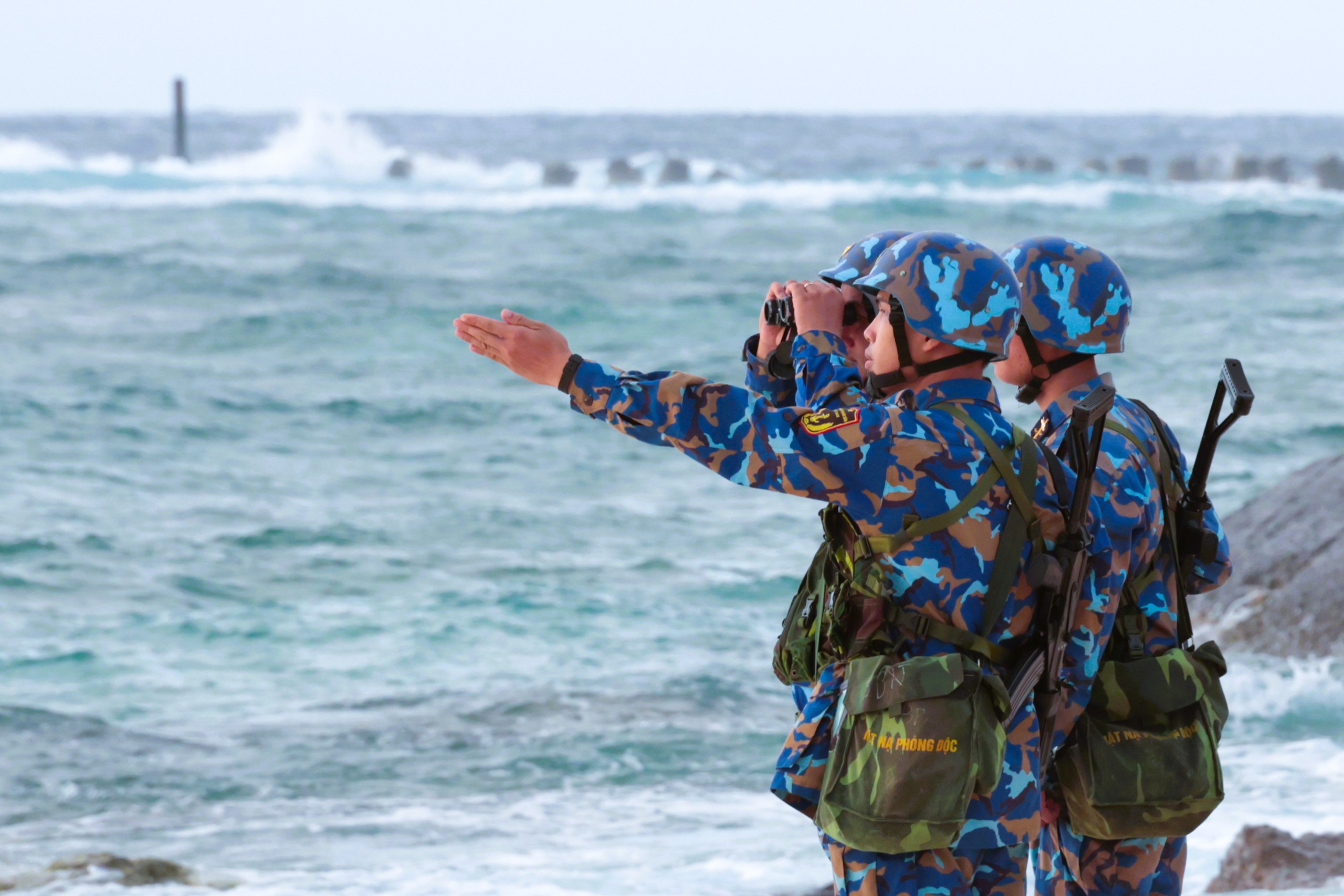 Tết ở Trường Sa - Kỳ 8: Vui xuân không quên nhiệm vụ- Ảnh 6.