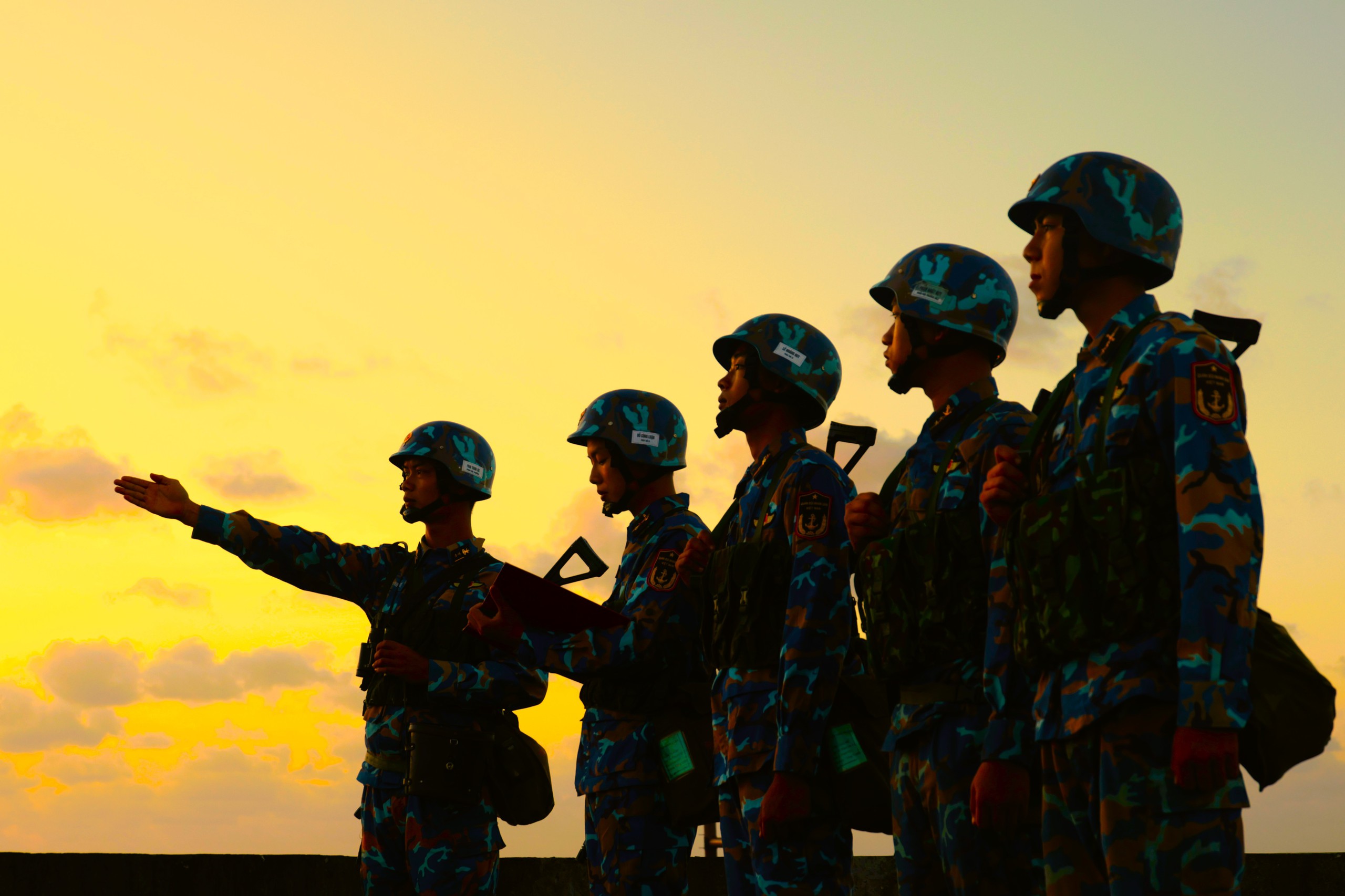 Tết ở Trường Sa - Kỳ 8: Vui xuân không quên nhiệm vụ- Ảnh 13.