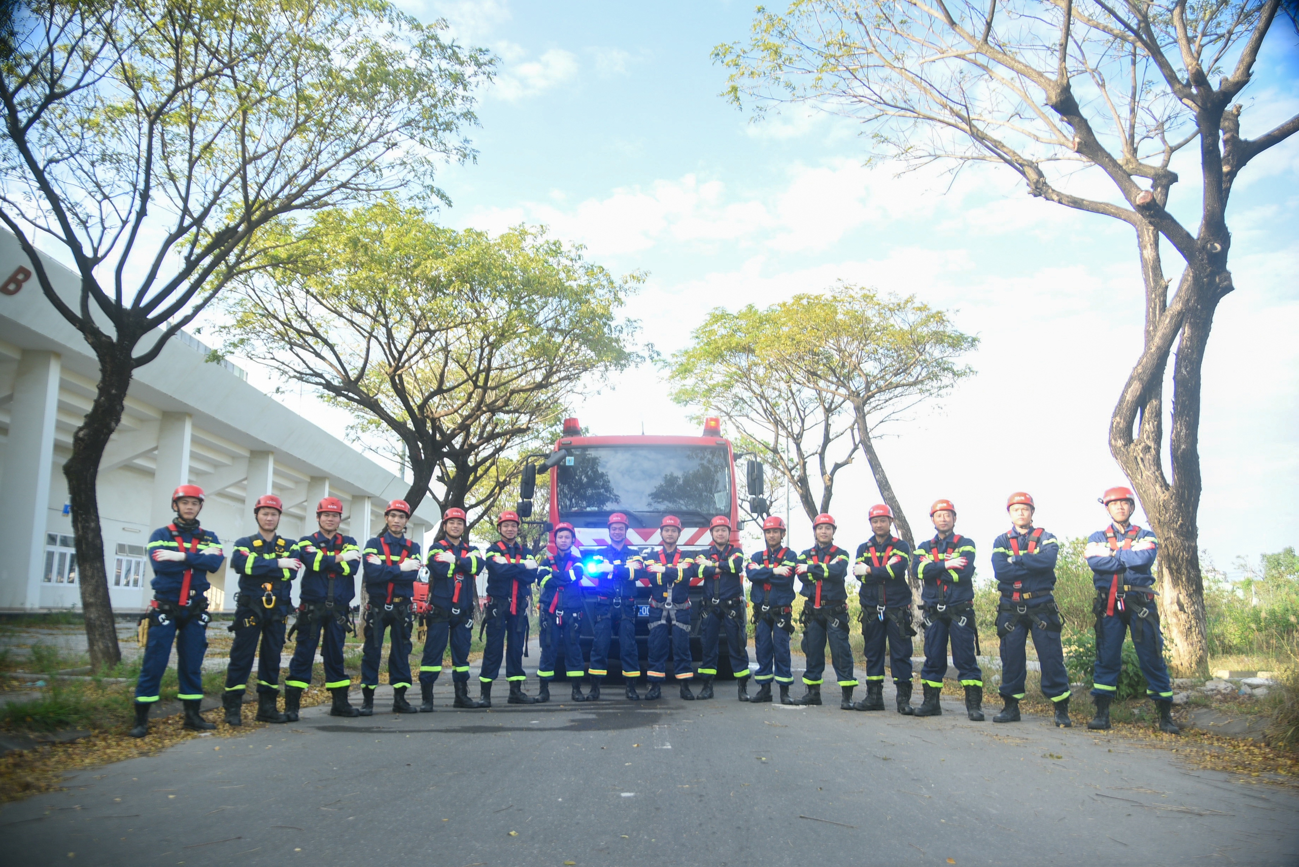 Những “người sắt” của Tổ PCCC&CNCH đặc biệt tinh nhuệ ở Đà Nẵng - Ảnh 11.