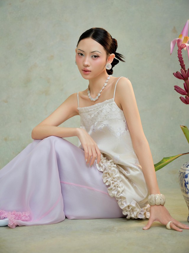 Ngoài áo dài, đây là những gợi ý mặc đẹp ngày đầu năm- Ảnh 8.