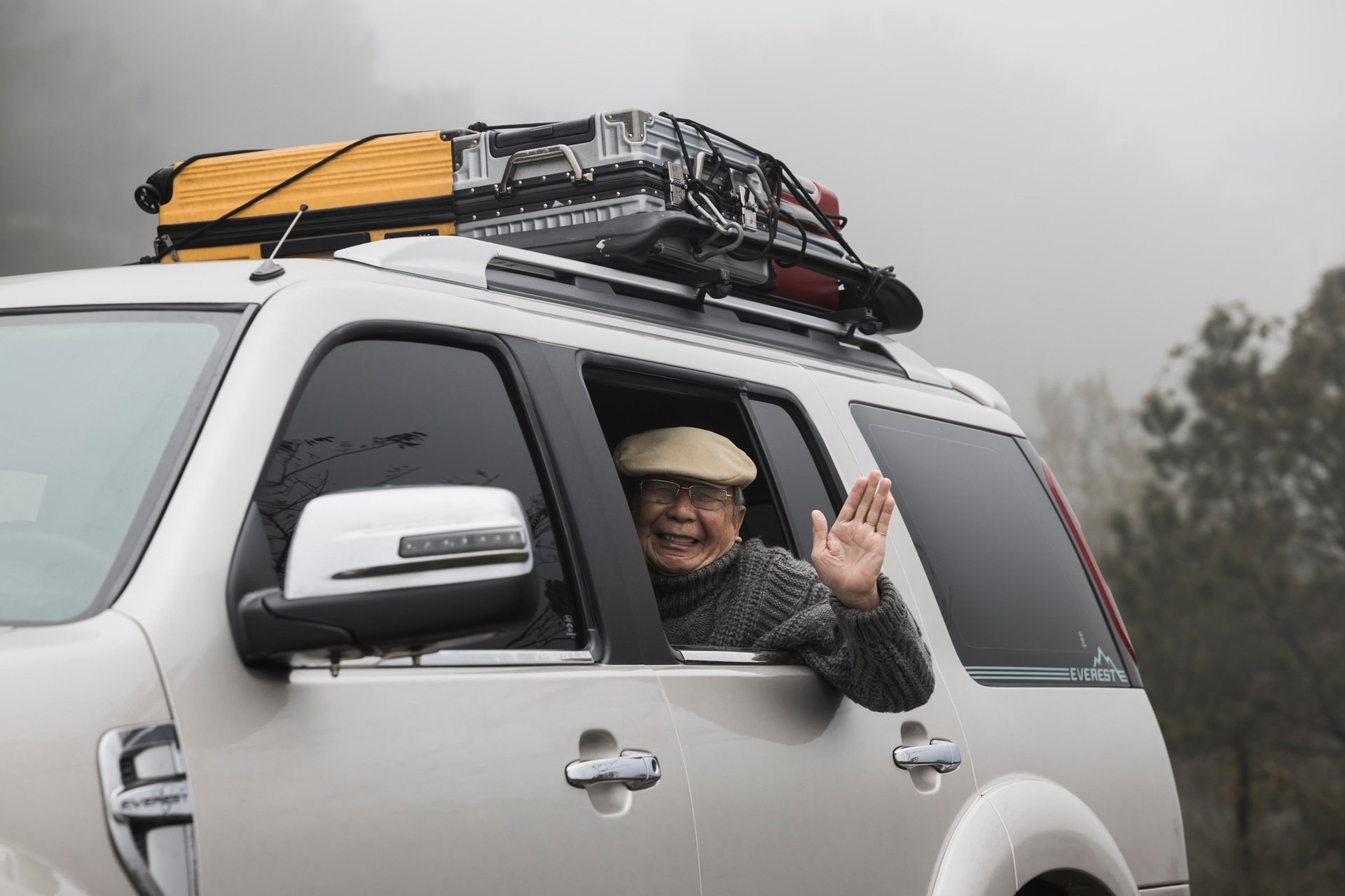 Cụ ông U90 giữ nếp đi xuyên Việt ngày Tết cùng con cháu 4 năm liên tiếp - 14