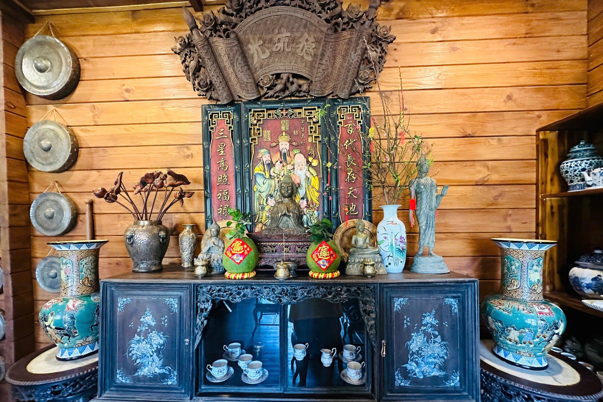 Biệt phủ 10.000m2 của Hoàng Mập: Kỳ công mang đào từ Hà Nội, cho ở miễn phí - 8