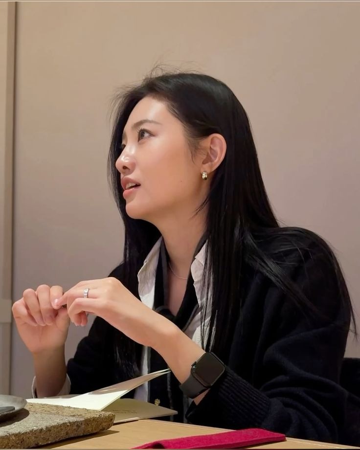 “Lương tháng bao nhiêu rồi?” - Vì sao bạn không nên công khai thu nhập với họ hàng- Ảnh 2. “Lương tháng bao nhiêu rồi?” - Vì sao bạn không nên công khai thu nhập với họ hàng- Ảnh 2.