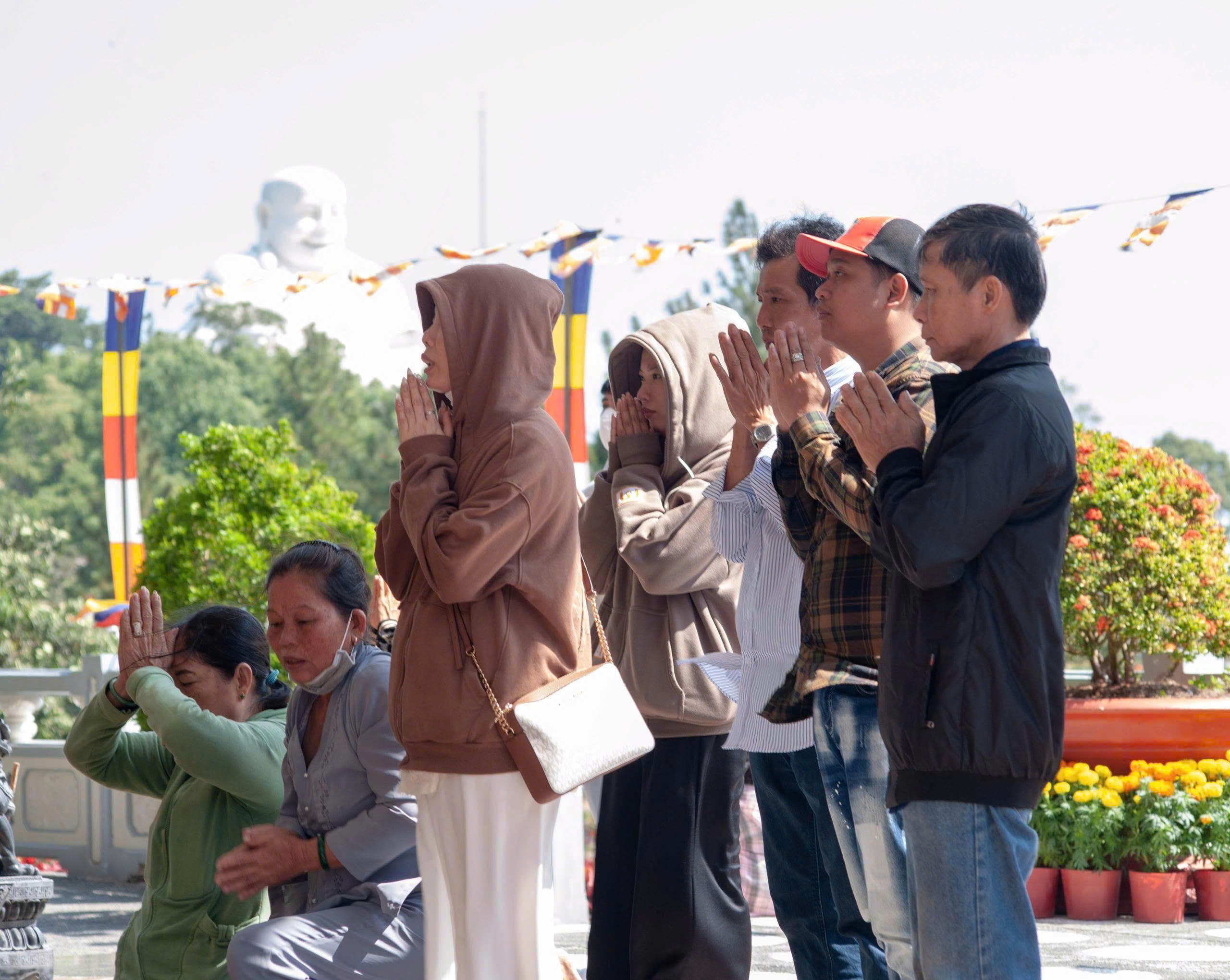 Bất ngờ lượng khách du xuân vùng Bảy Núi và Phú Quốc 10 Khách du Xuân vùng Bảy Núi và Phú Quốc bất ngờ tăng cao trong 3 ngày Tết - Ảnh 10.