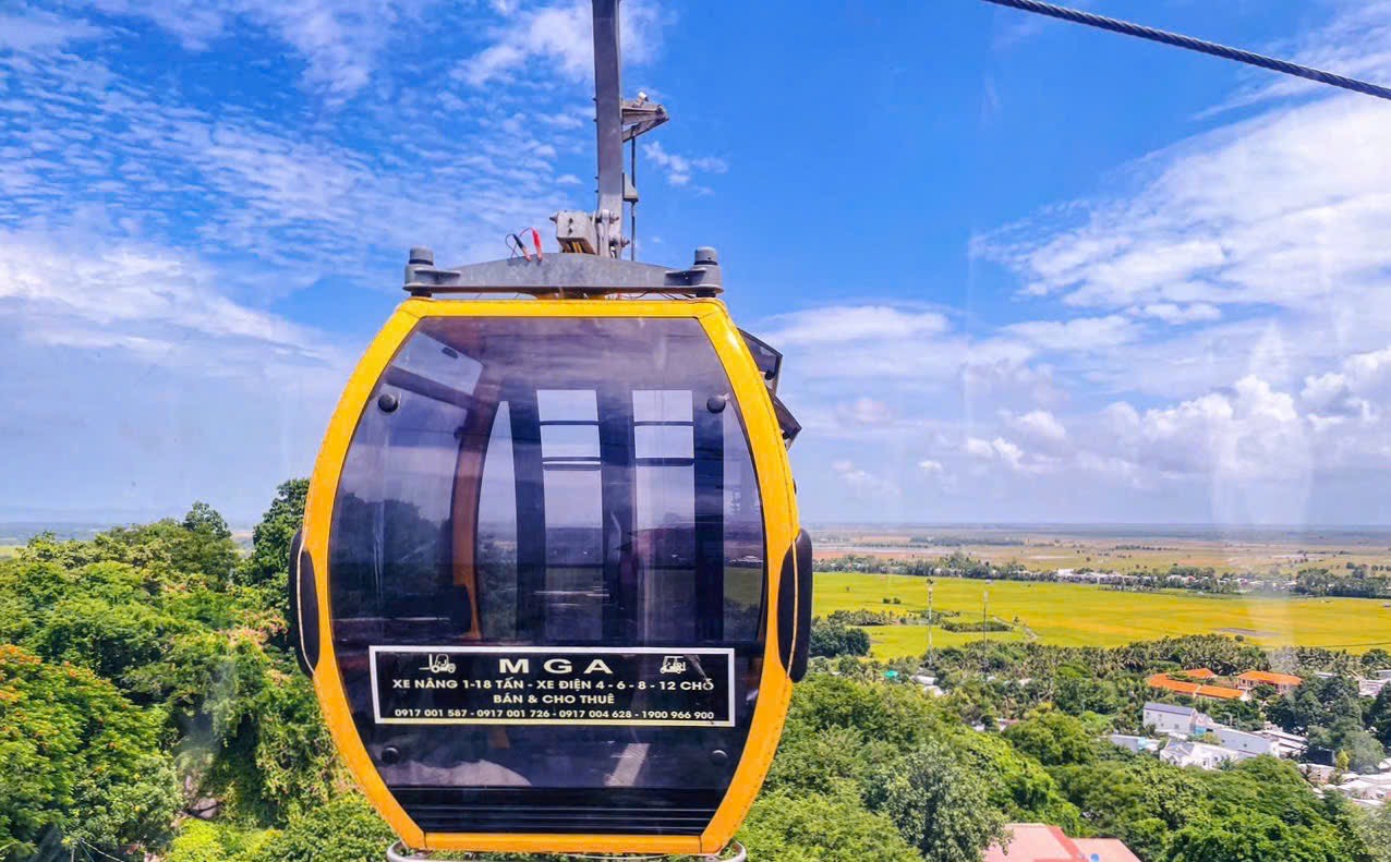 Bất ngờ lượng khách du xuân vùng Bảy Núi và Phú Quốc 13 Khách du Xuân vùng Bảy Núi và Phú Quốc bất ngờ tăng cao trong 3 ngày Tết - Ảnh 13.