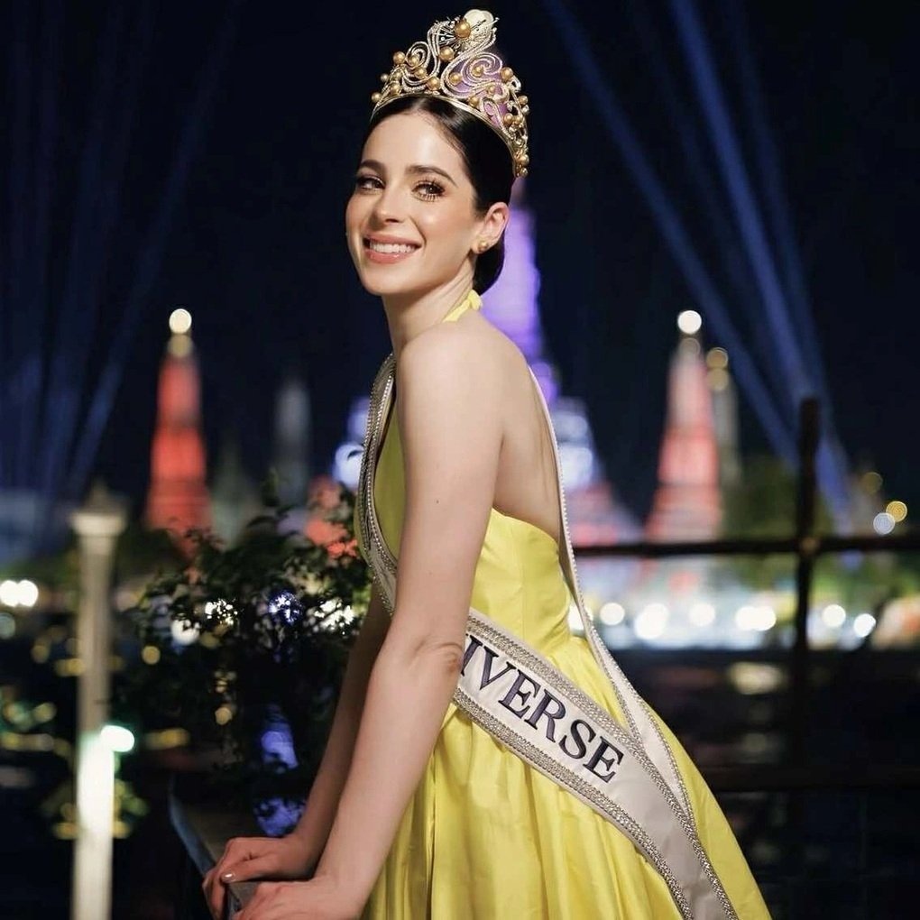 Hoang mang nhất mùng 3 Tết: Tài khoản MXH của Miss Universe và đương kim Hoa hậu đột ngột 