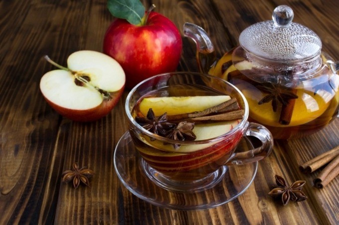 3 thức uống giúp nhẹ bụng, đốt mỡ ngày Tết 3 Ngoài cách ăn trực tiếp như thông thường, khi nấu chín táo sẽ giúp các chất dinh dưỡng dễ dàng được lá lách và dạ dày hấp thụ hơn.