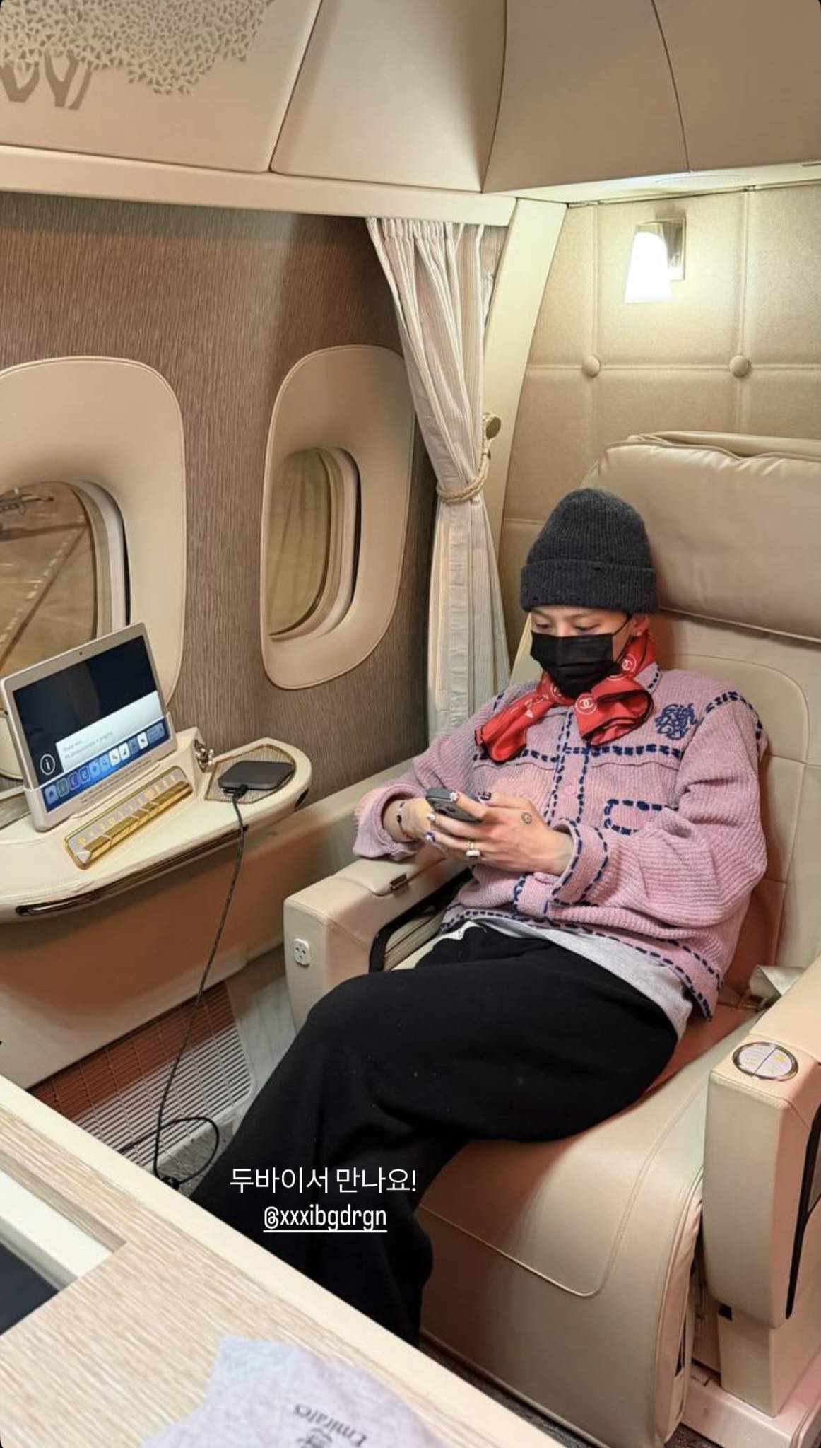 Giáo sư cơ khí đắt show nhất Tết này: Bay chuyên cơ đi diễn khắp thế giới, khiến cả triệu người tranh luận vì 1 câu nói- Ảnh 4.