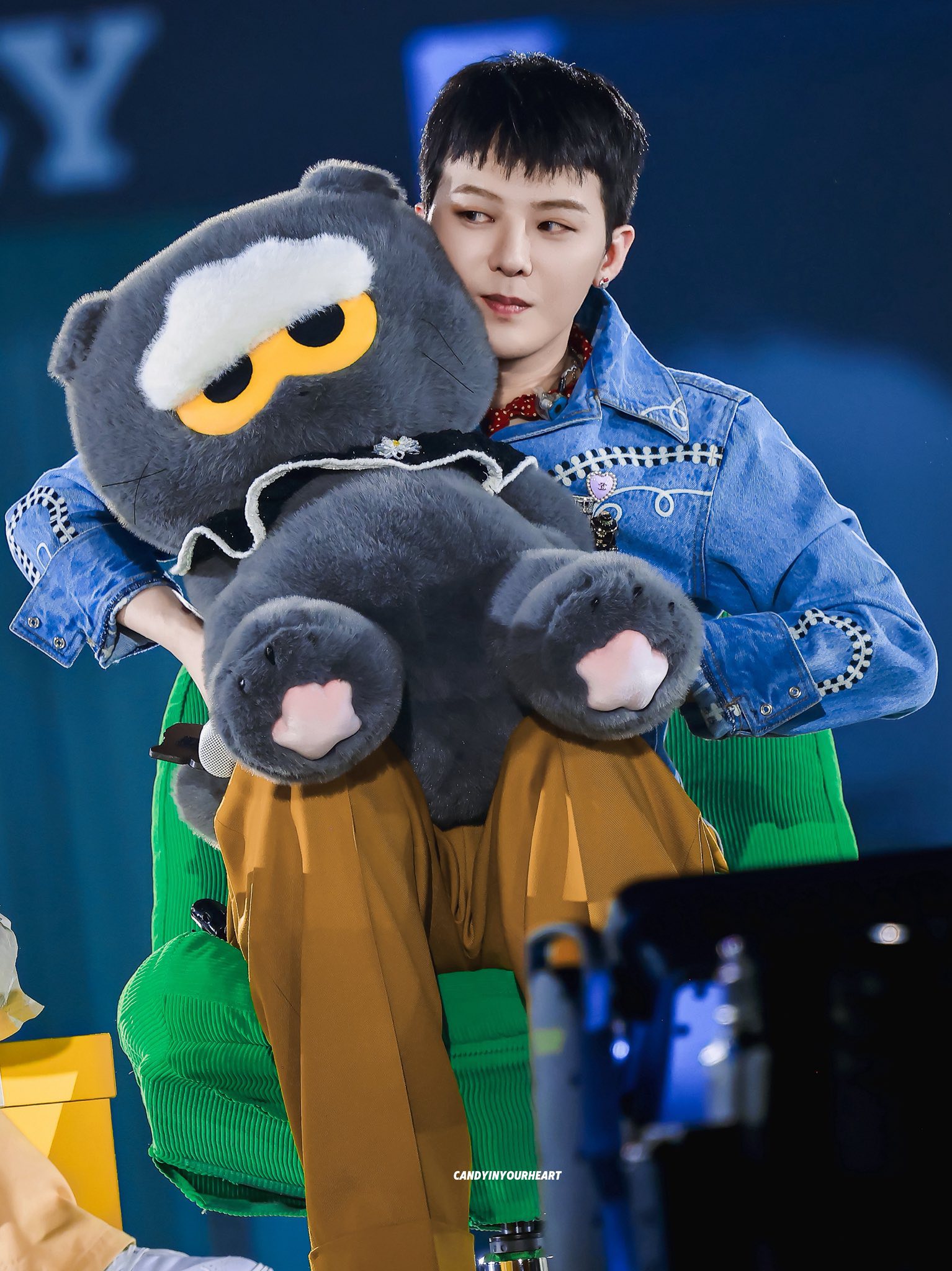 Giáo sư cơ khí đắt show nhất Tết này: Bay chuyên cơ đi diễn khắp thế giới, khiến cả triệu người tranh luận vì 1 câu nói- Ảnh 11.