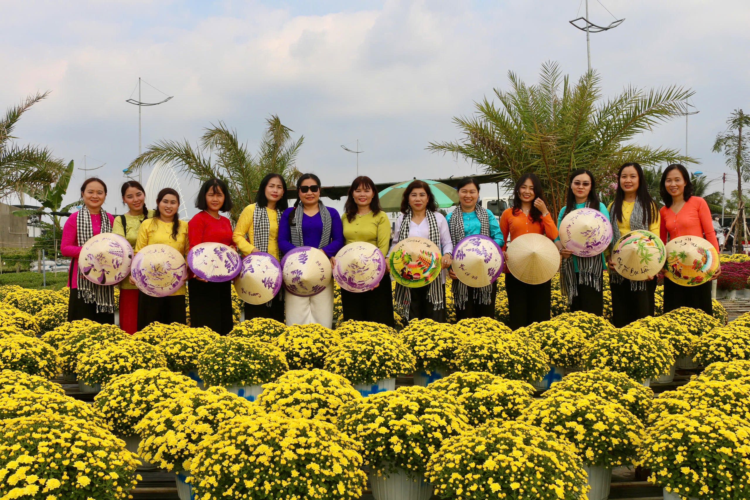 Khách du Xuân nườm nượp kỳ nghỉ Tết dài 2026 , thị trường du lịch bùng nổ - Ảnh 4.