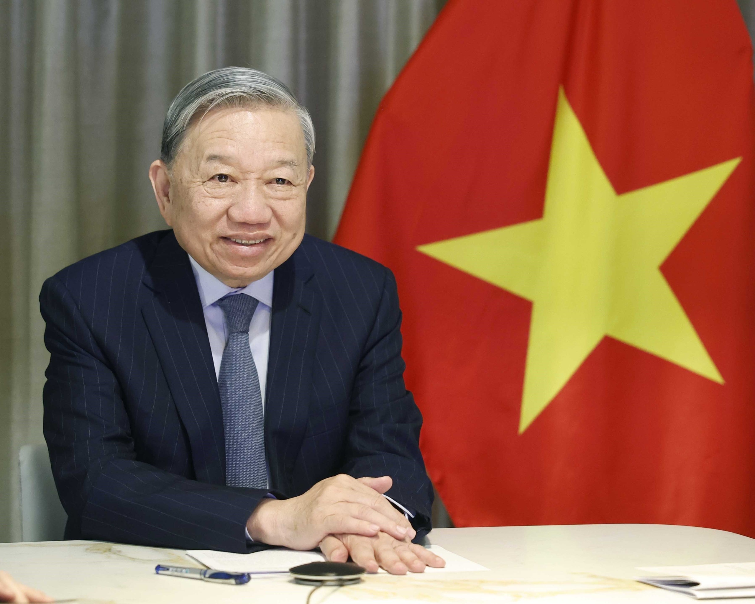 Tổng Bí thư Tô Lâm điện đàm với các nghị sĩ Mỹ- Ảnh 1. Tổng Bí thư Tô Lâm điện đàm với các nghị sĩ Mỹ- Ảnh 1.