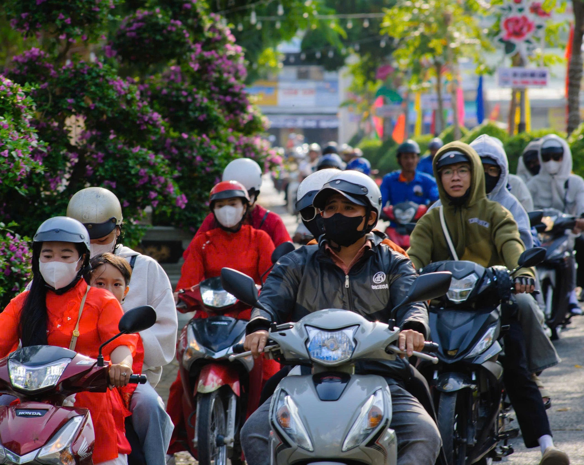 Bất ngờ lượng khách du xuân vùng Bảy Núi và Phú Quốc- Ảnh 4.