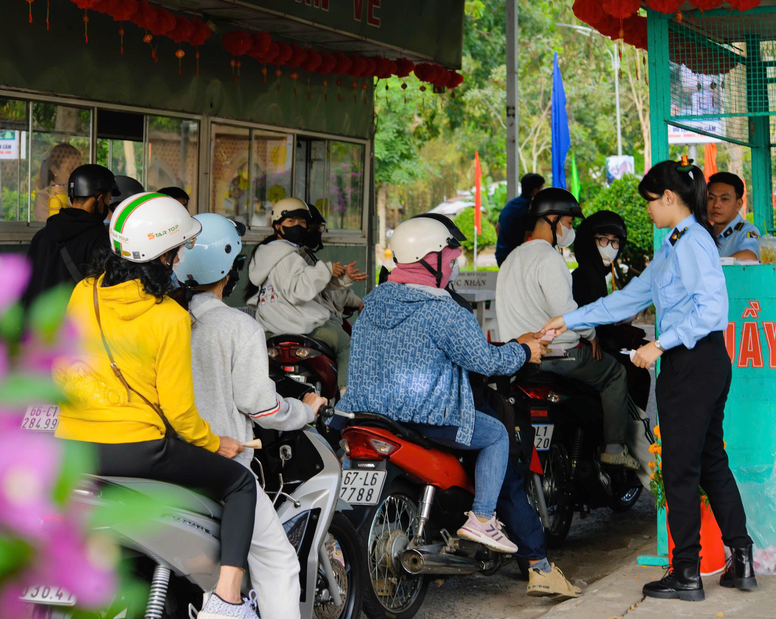 - Ảnh 3. - Ảnh 3.