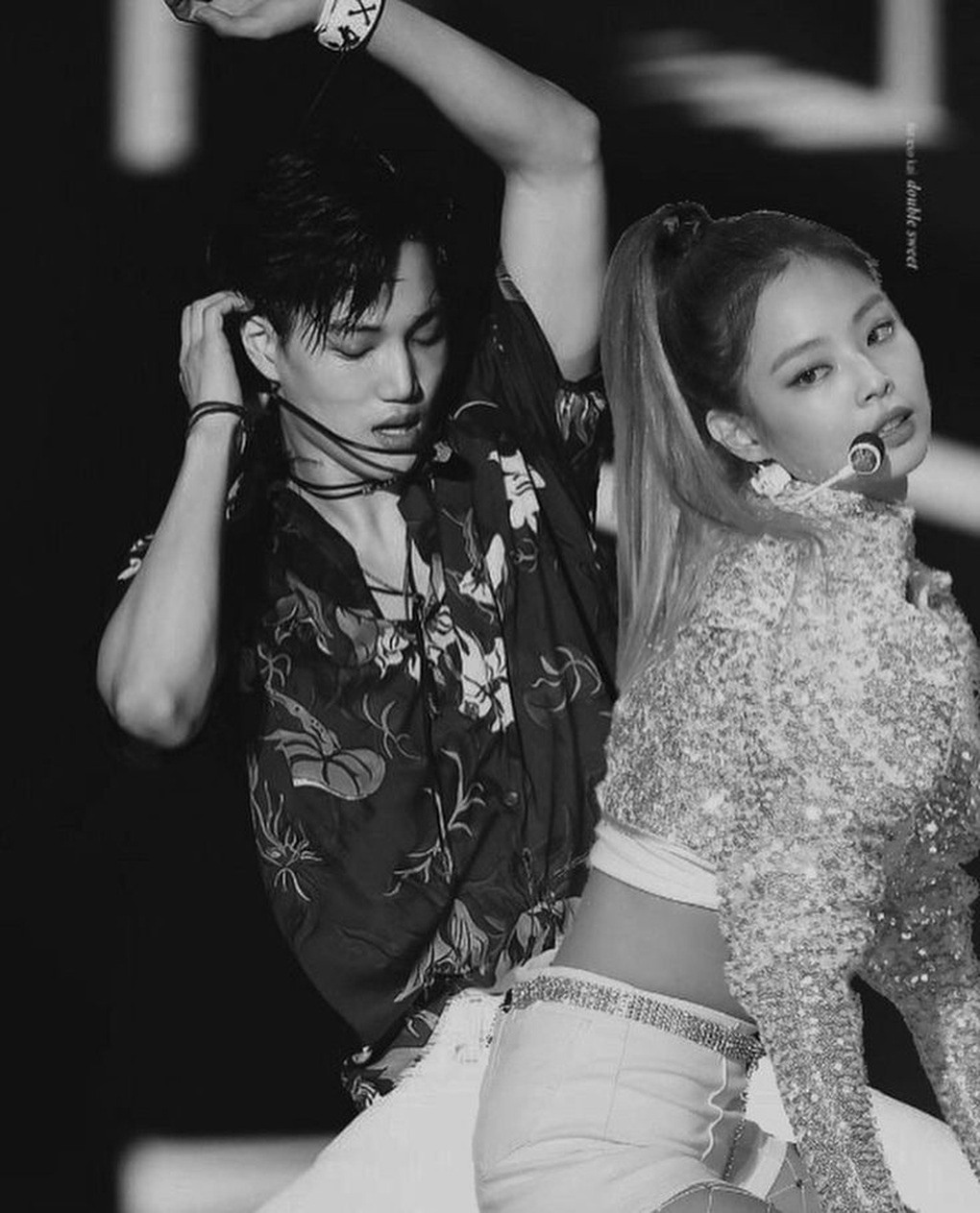 Jennie vướng nghi vấn hẹn hò, danh tính “nhà trai” gây bất ngờ - 2