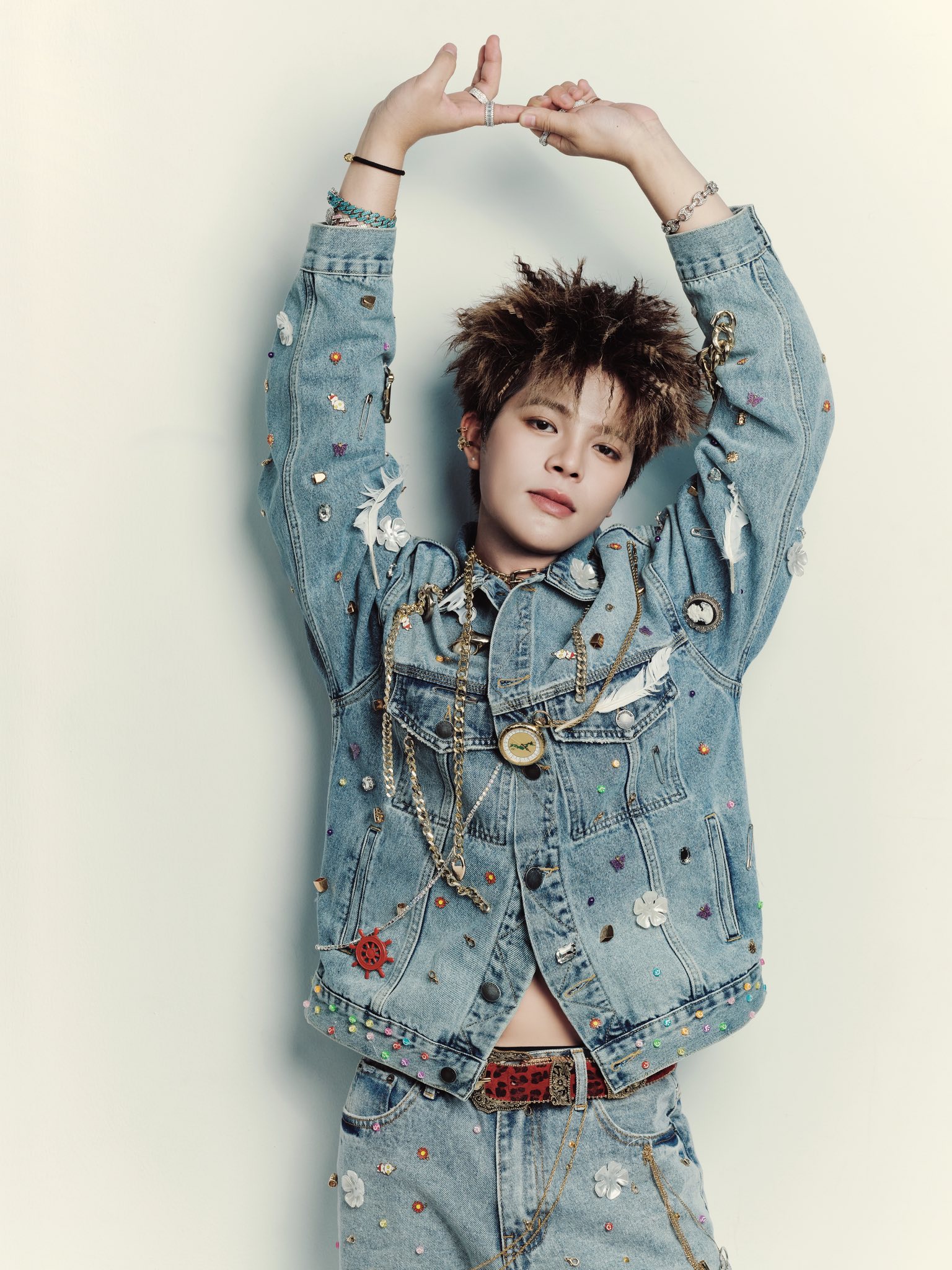 Nam ca sĩ mùng 3 Tết lên Công an phường, gây sốt trang Thông tin Chính phủ- Ảnh 8.