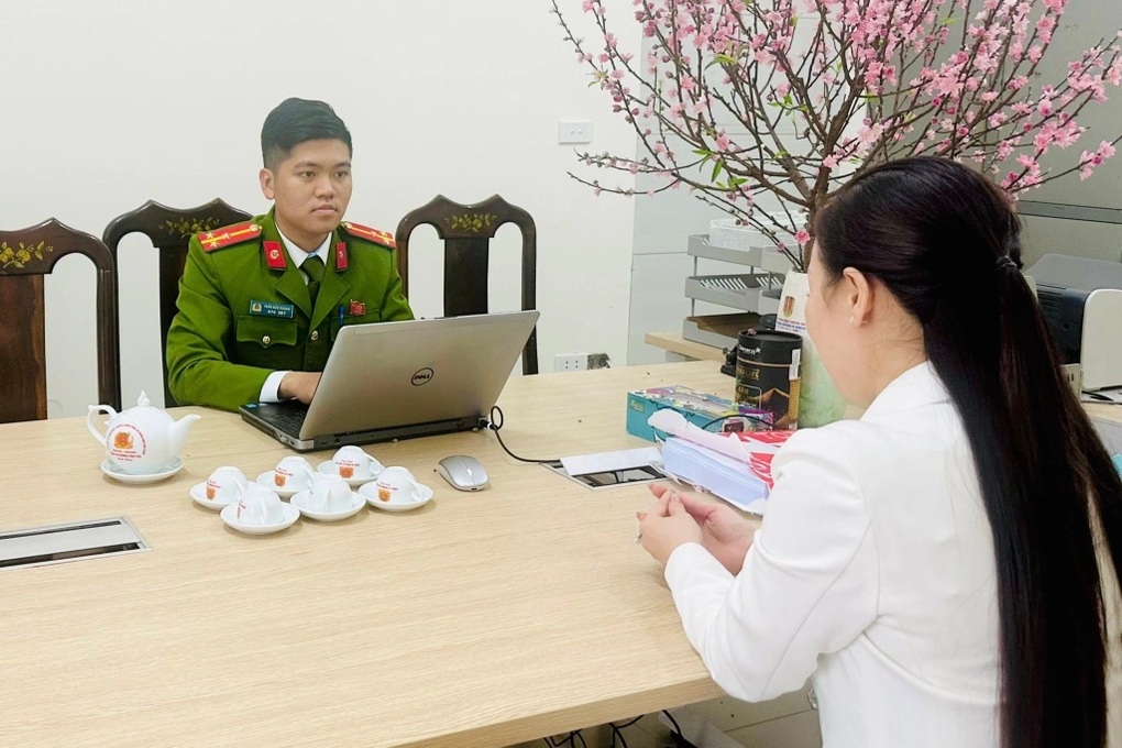 Vụ điều thêm ô tô chặn xe, khoe quan hệ: Tài xế nhận sai, thiếu ý thức - 2