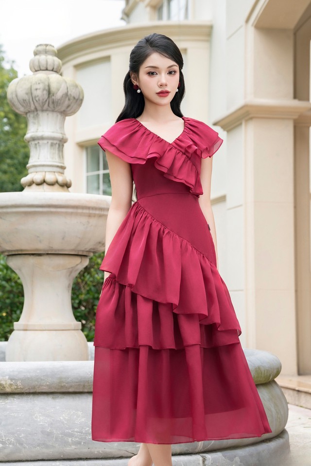 Váy tầng, dịu dàng cho những ngày đầu xuân năm mới- Ảnh 4. Váy tầng, dịu dàng cho những ngày đầu xuân năm mới- Ảnh 4.