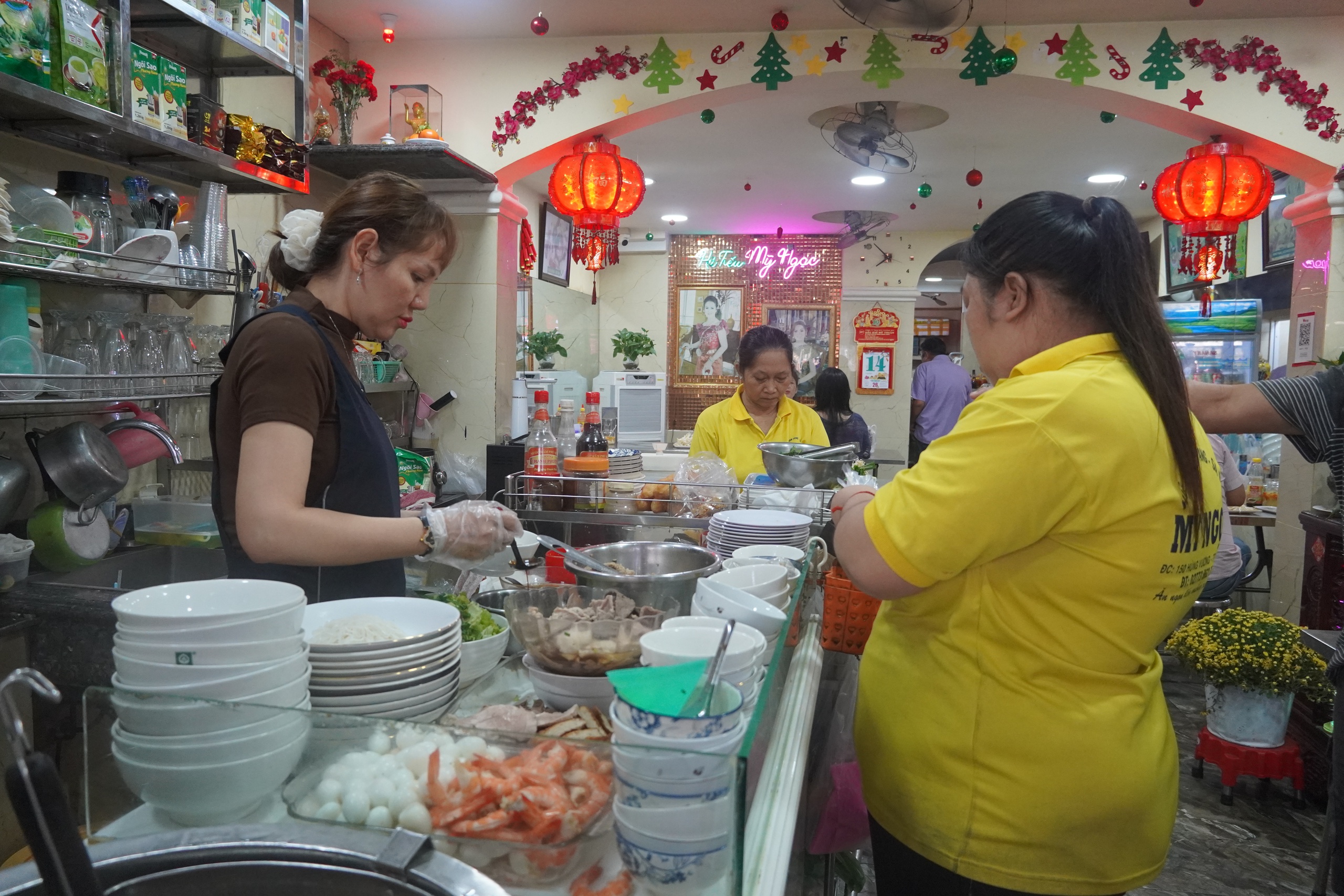 Tết về, thưởng thức đặc sản hủ tiếu Sa Đéc trứ danh - Ảnh 14.