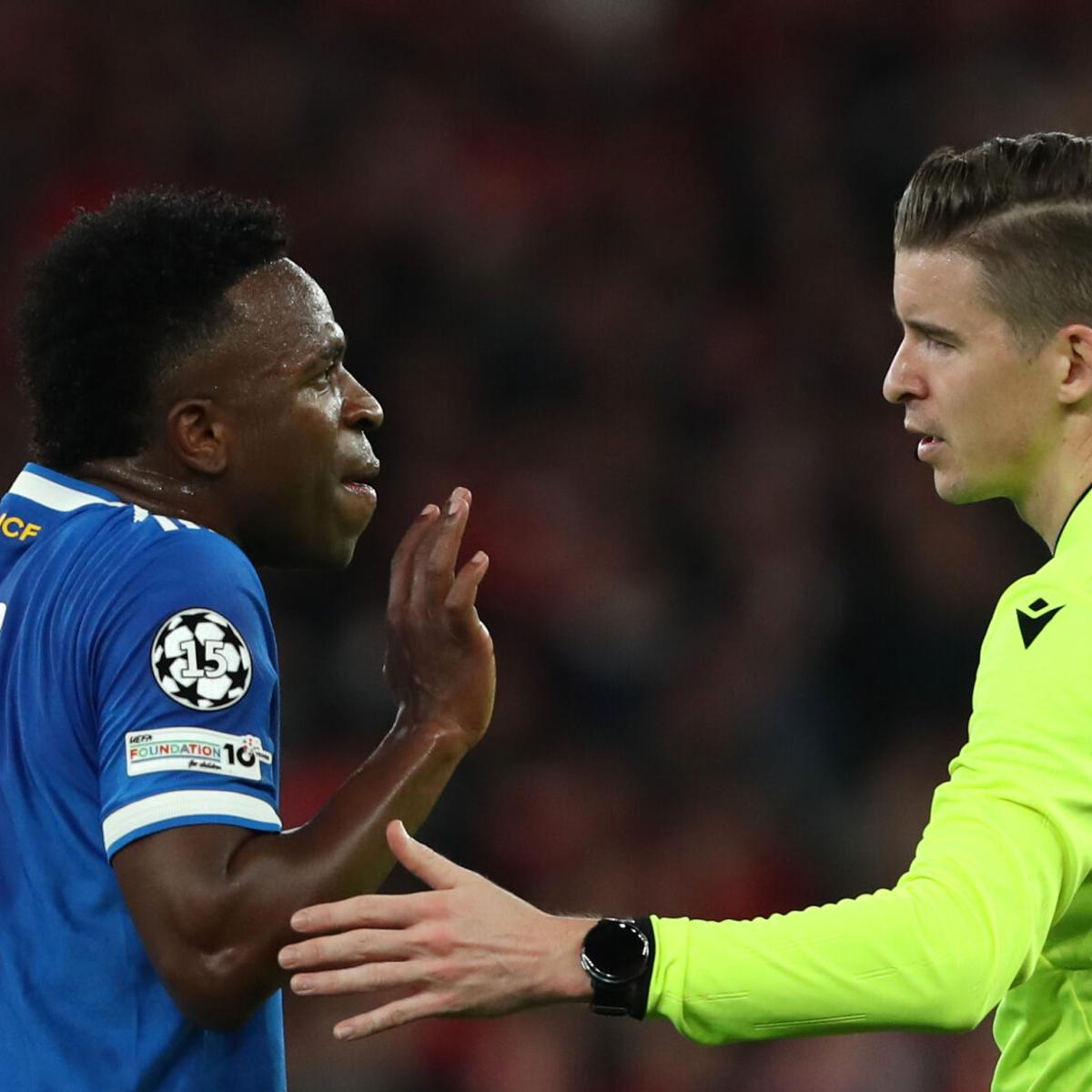 Toàn cảnh vụ Vinicius bị phân biệt chủng tộc, Real Madrid có động thái “gắt” gửi thẳng UEFA- Ảnh 4. Toàn cảnh vụ Vinicius bị phân biệt chủng tộc, Real Madrid có động thái “gắt” gửi thẳng UEFA- Ảnh 4.