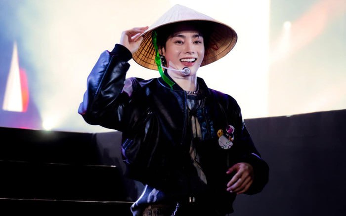 Thần tượng đáng tự hào của Việt Nam: Luôn tự hào về quê hương xứ sở- Ảnh 3.