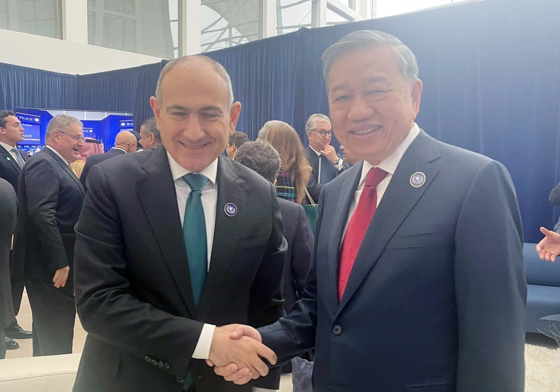 Tổng Bí thư gặp lãnh đạo các nước bên lề cuộc họp khai mạc Hội đồng Hòa bình về Gaza 2 Tổng Bí thư Tô Lâm gặp lãnh đạo các nước bên lề cuộc họp khai mạc HĐHB - Ảnh 2.