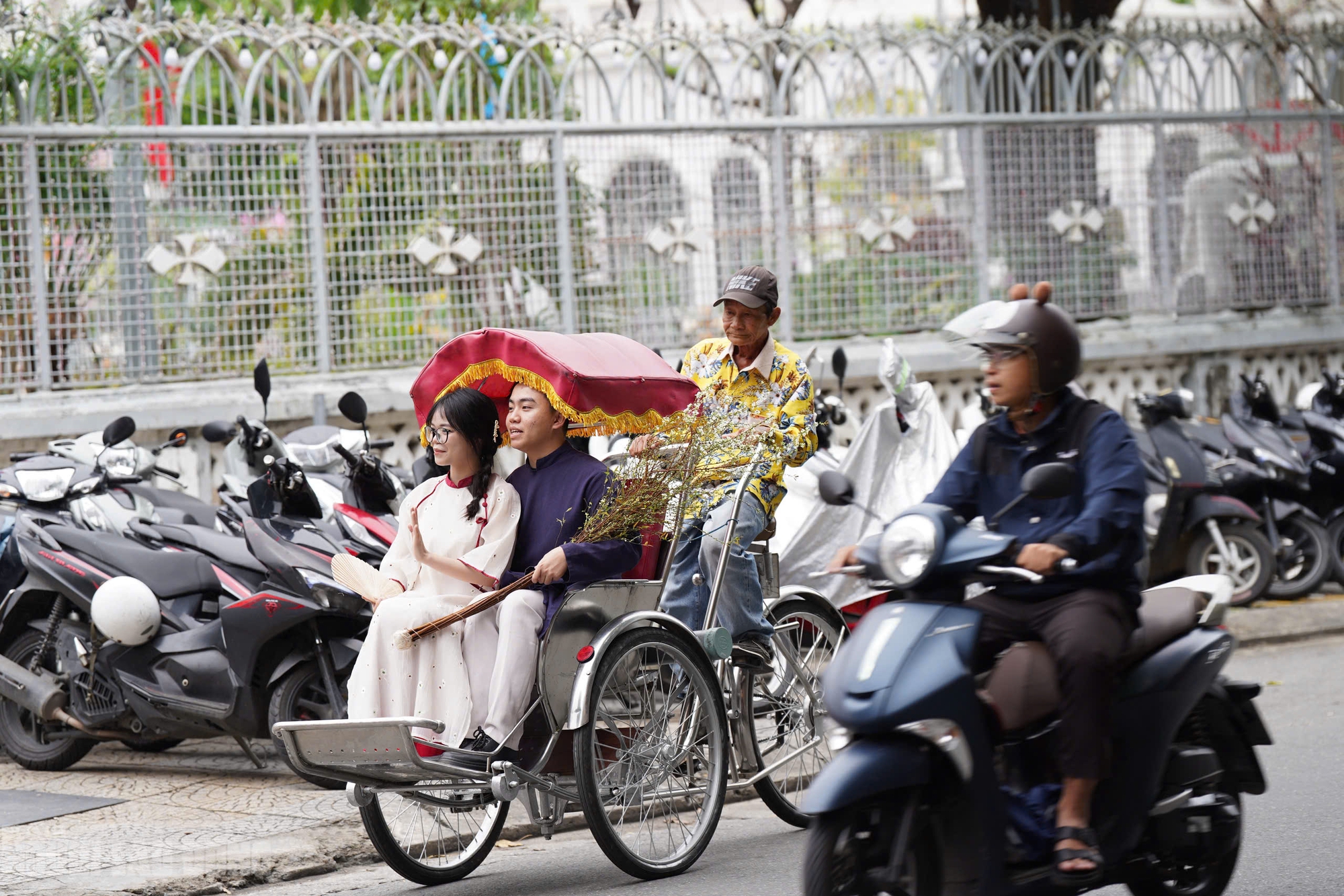 Đội lái xích lô 