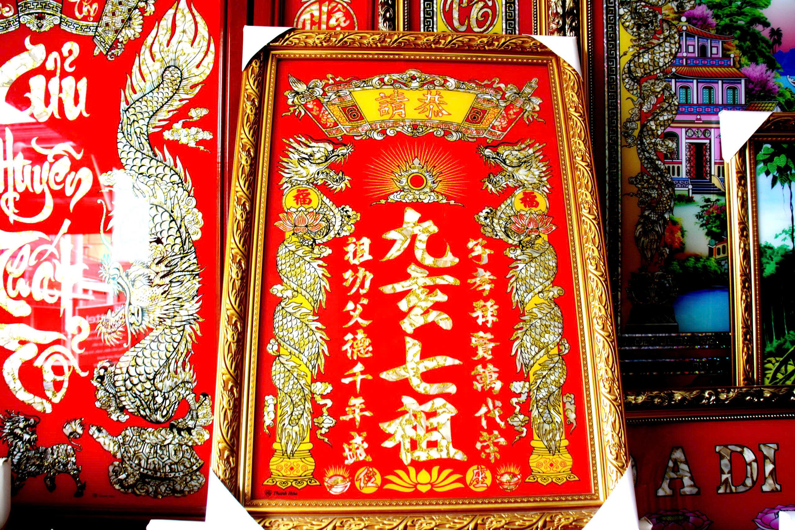 Giữ hồn tranh kiếng Bà Vệ giữa nhịp sống hiện đại - Ảnh 7.