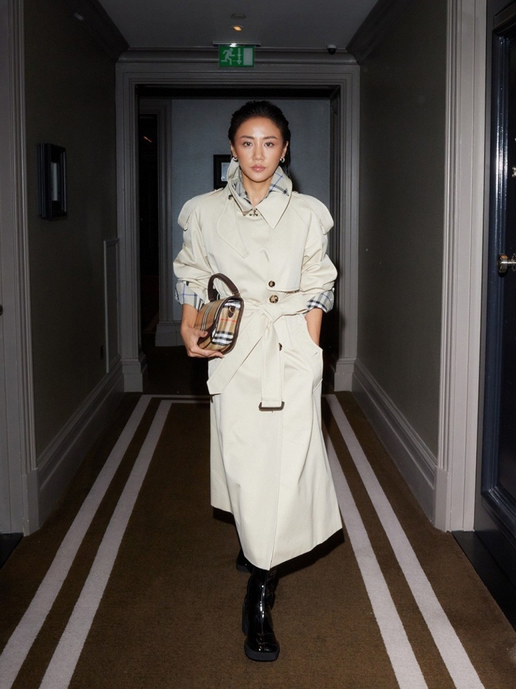 Phong cách Văn Mai Hương sau 16 năm - 8