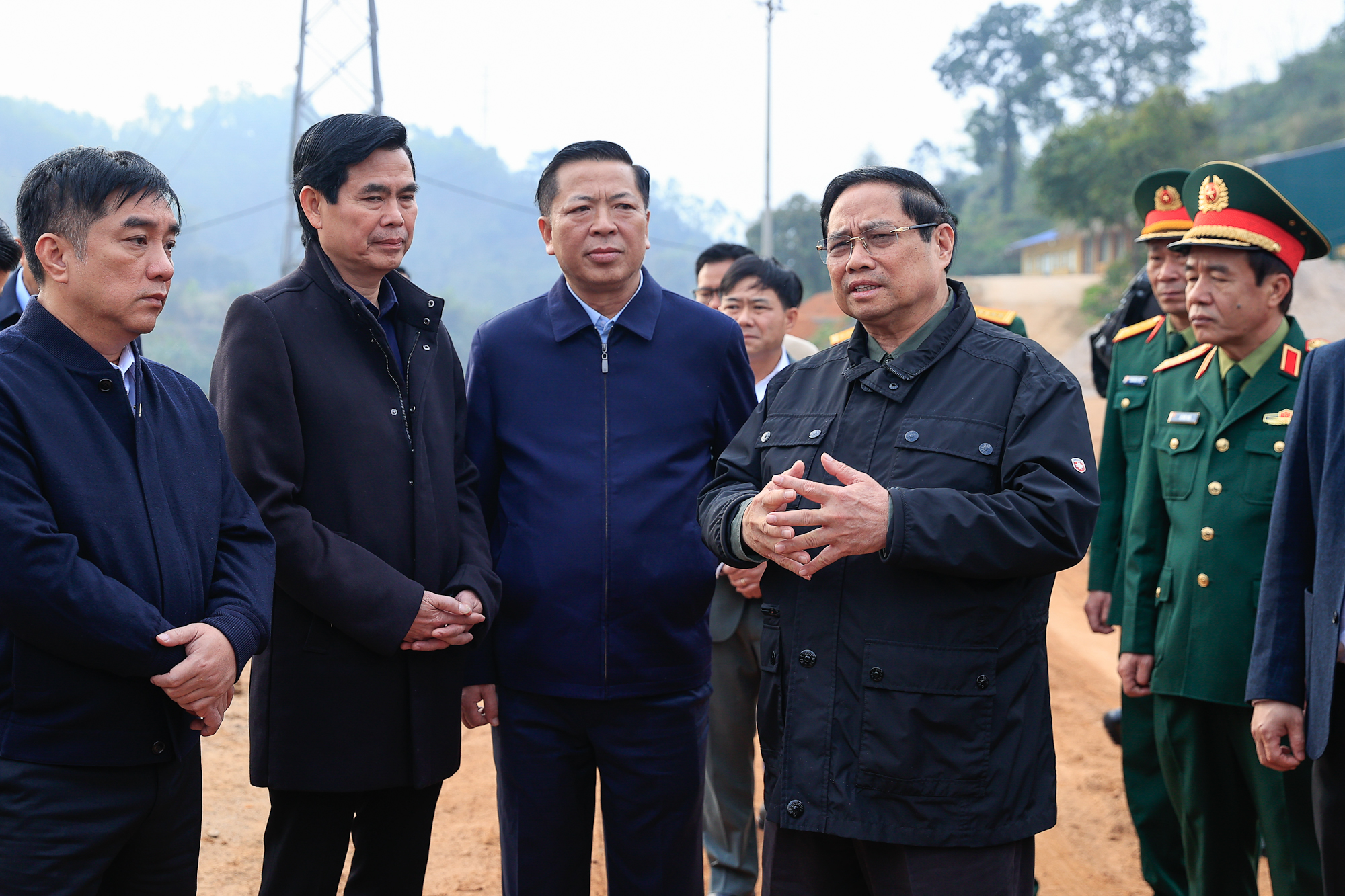 Thủ tướng: Khánh thành cao tốc Đồng Đăng-Trà Lĩnh và Hữu Nghị-Chi Lăng vào dịp 30-4-2026 - Ảnh 2.