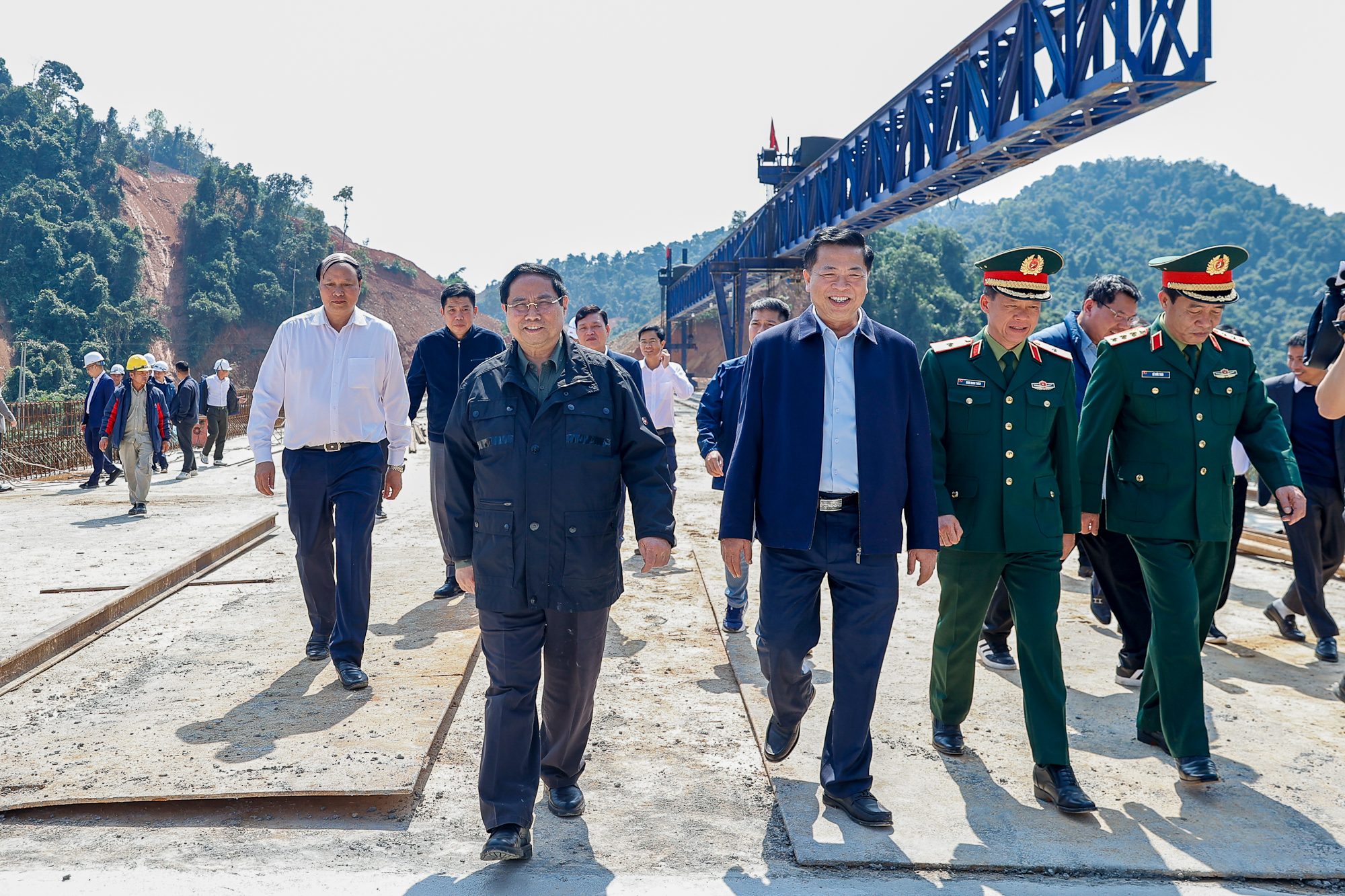 Thủ tướng: Khánh thành cao tốc Đồng Đăng-Trà Lĩnh và Hữu Nghị-Chi Lăng vào dịp 30-4-2026 - Ảnh 7.