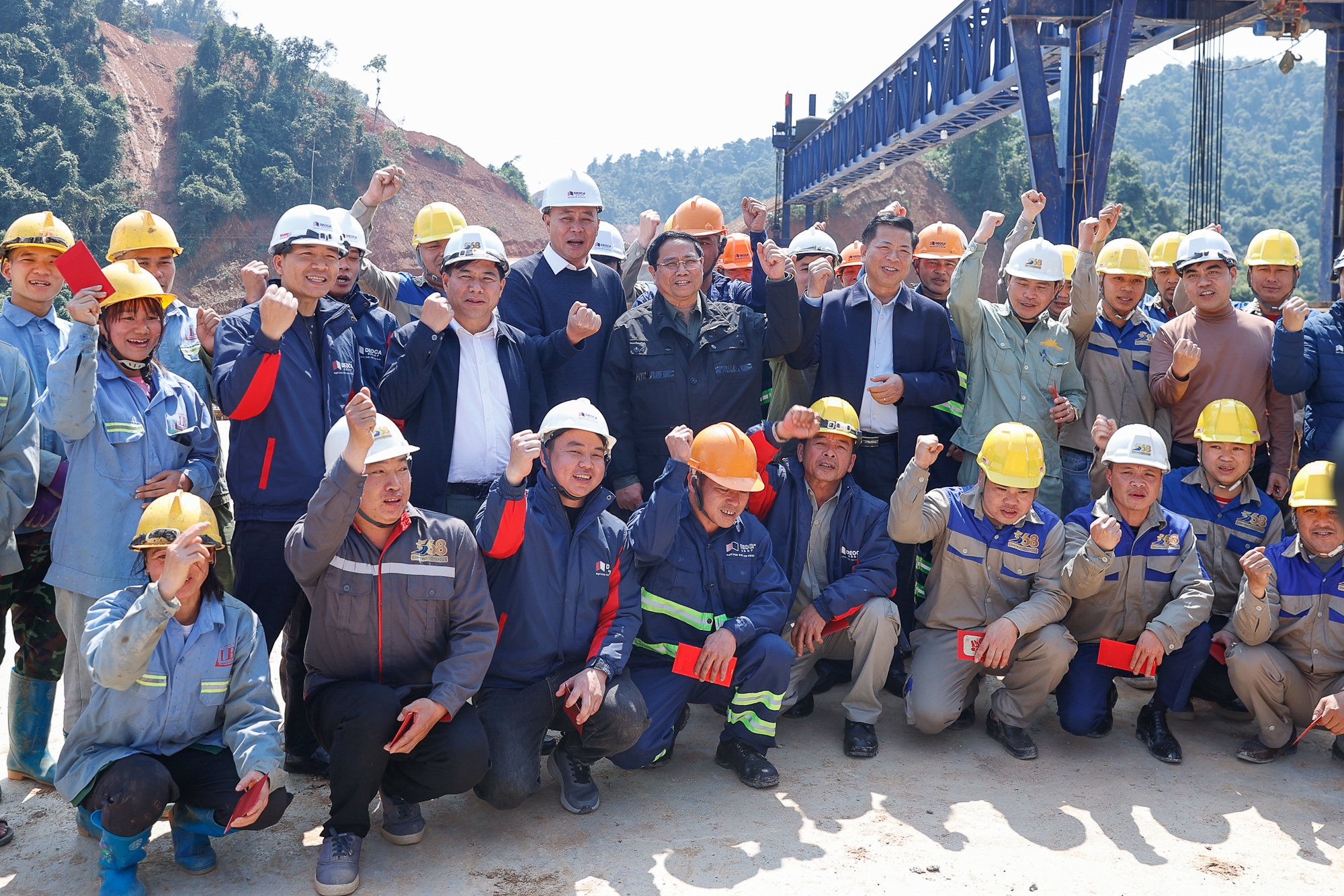 Thủ tướng: Khánh thành cao tốc Đồng Đăng-Trà Lĩnh và Hữu Nghị-Chi Lăng vào dịp 30-4-2026 - Ảnh 9.