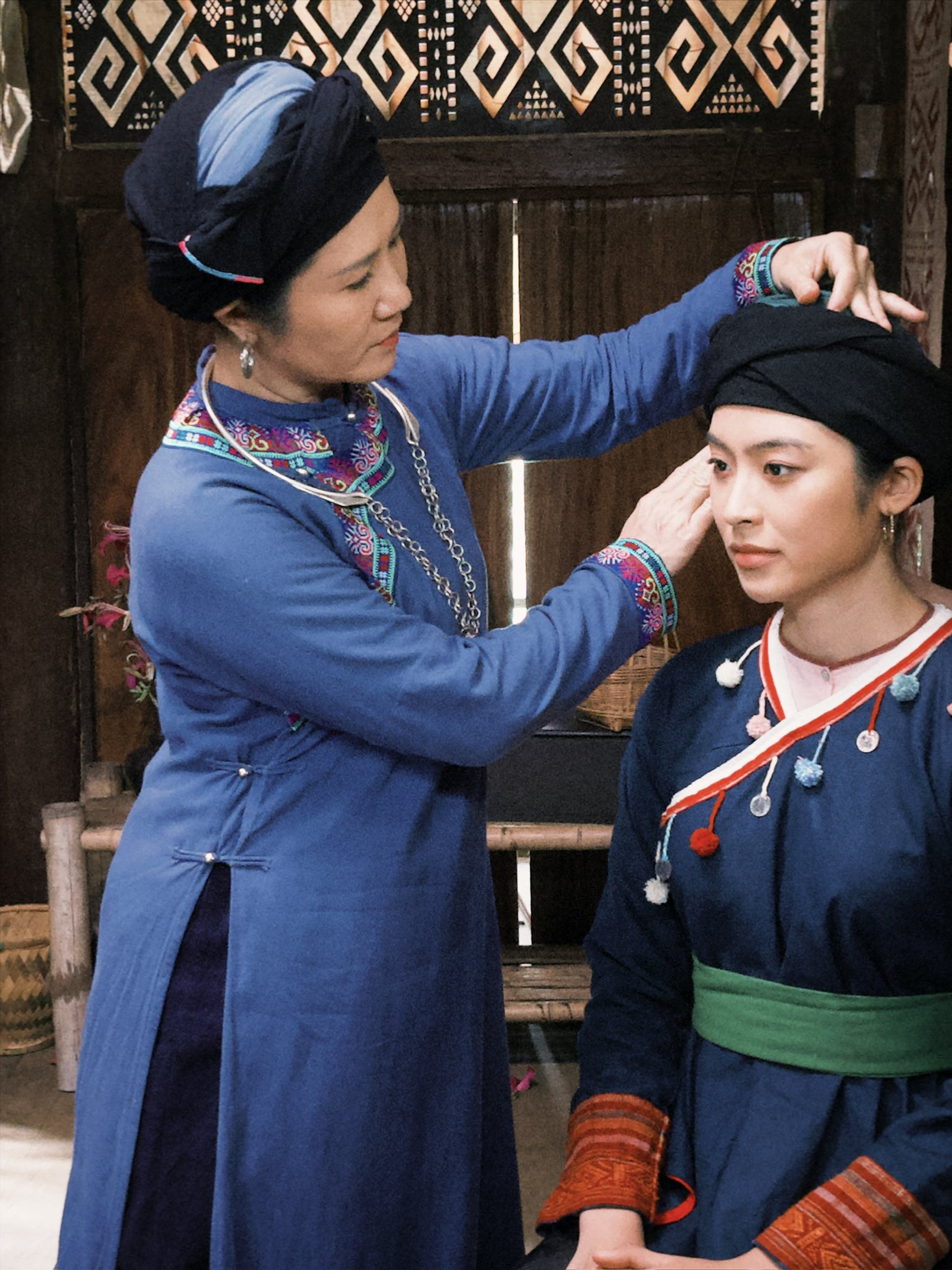 Á hậu Vân Nhi: Gia đình tôi định hướng nên lấy chồng muộn - 6 Á hậu Vân Nhi: Gia đình tôi định hướng nên lấy chồng muộn - 6