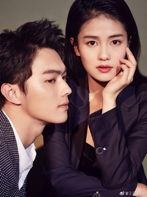 Bắt gặp cặp diễn viên hot nhất năm 2025 