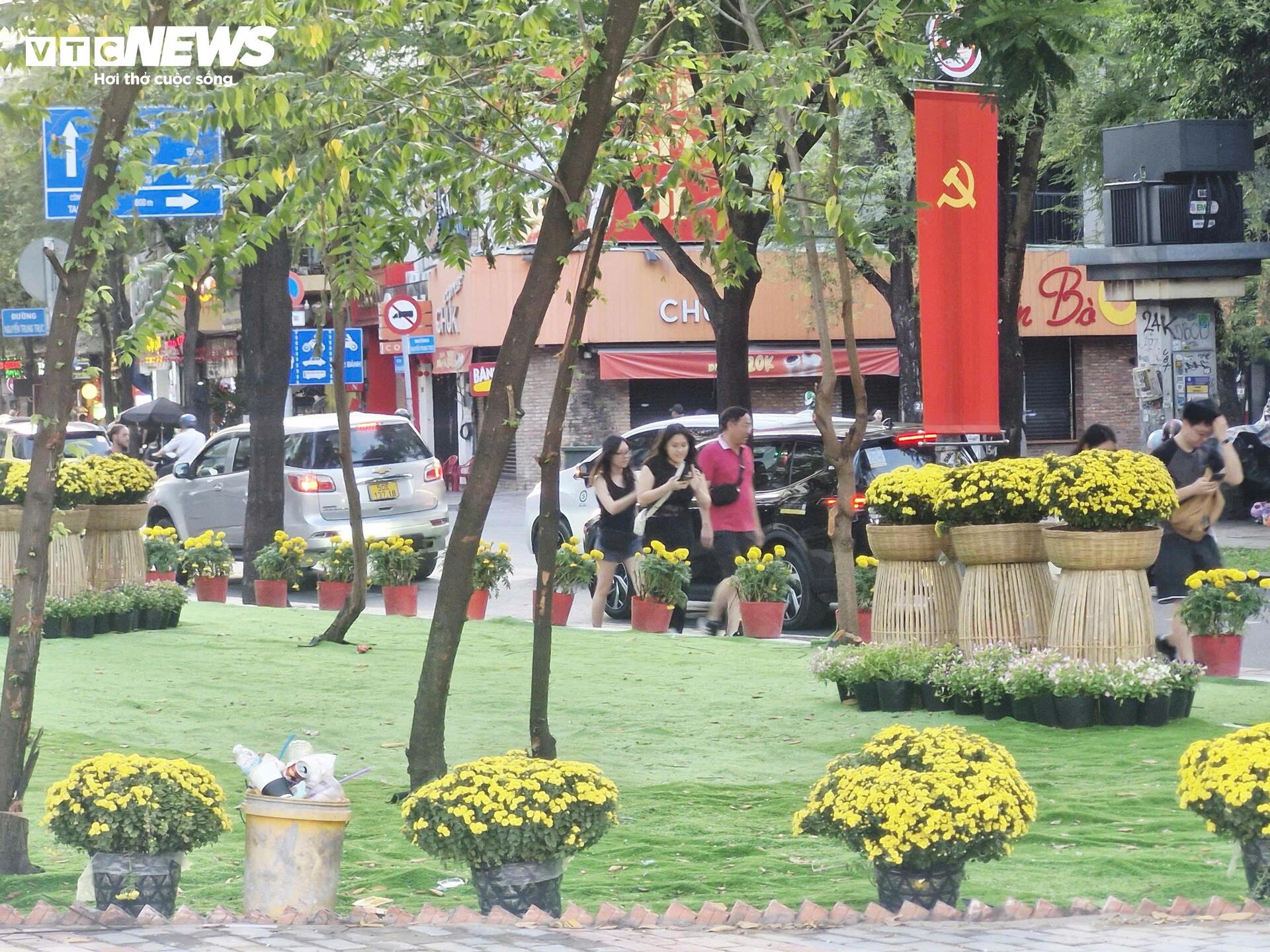 Diện mạo khác lạ của khu đất 'quây tôn' hơn 2 thập kỷ ở trung tâm TP.HCM- Ảnh 14.