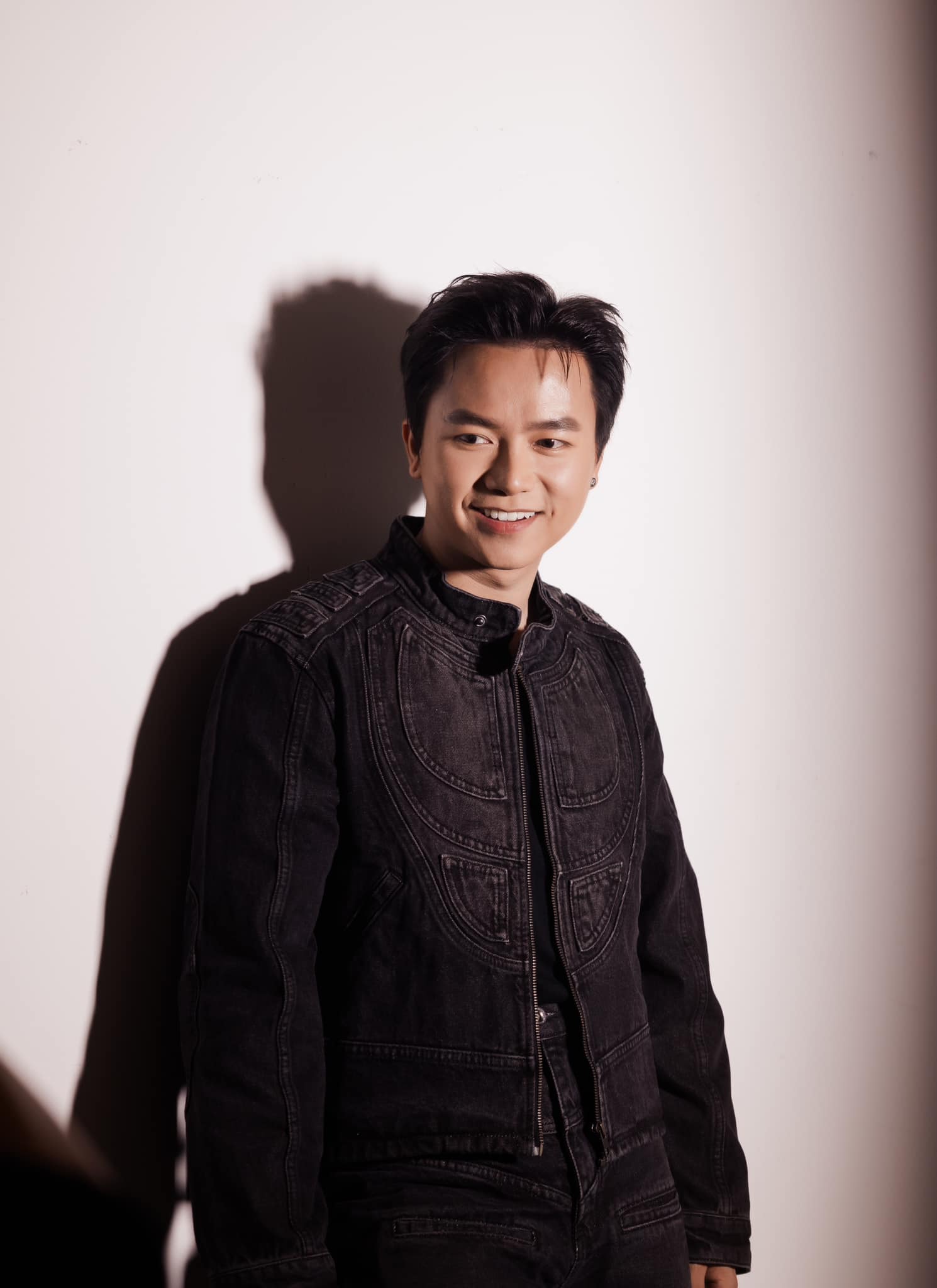 Nhạc sĩ đắt show nhất Việt Nam lại bội thu Tết này- Ảnh 4.