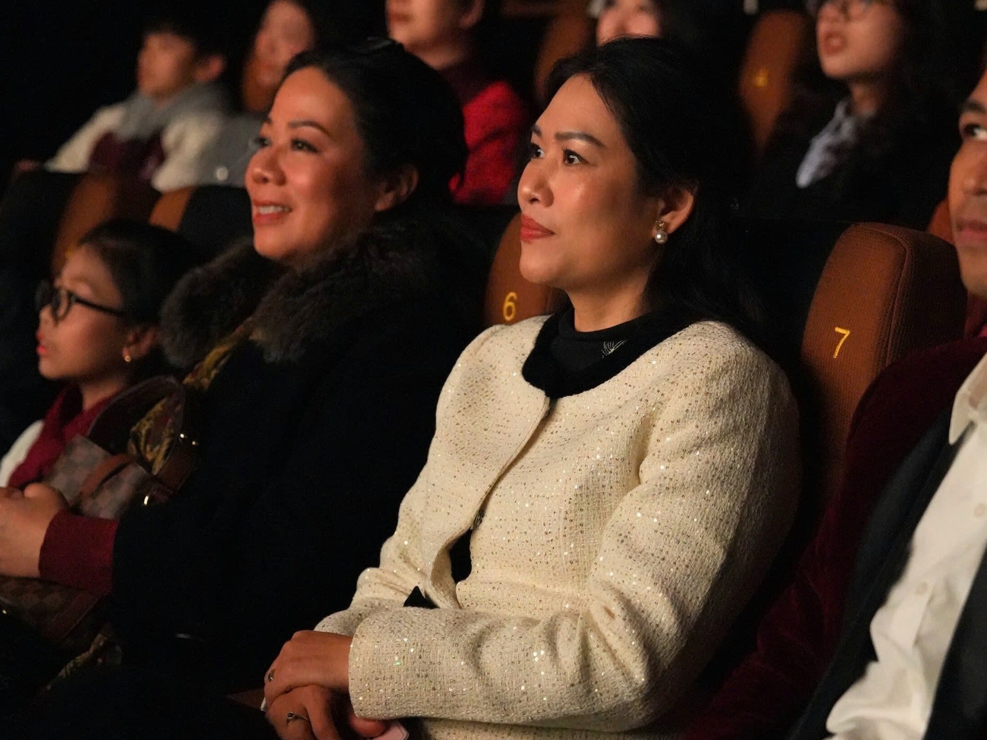 Nguyệt thảo mai tuổi 44: Giảm 12kg nhờ pickleball, 20 năm làm dâu thảo - 4