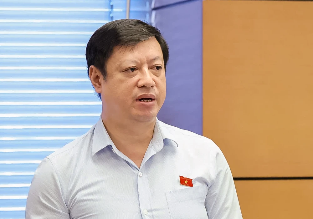 Trung tướng Dương Văn Thăng, Phó Chánh án TAND tối cao, Chánh án Tòa án Quân sự Trung ương. duong-van-thang-qh.jpg