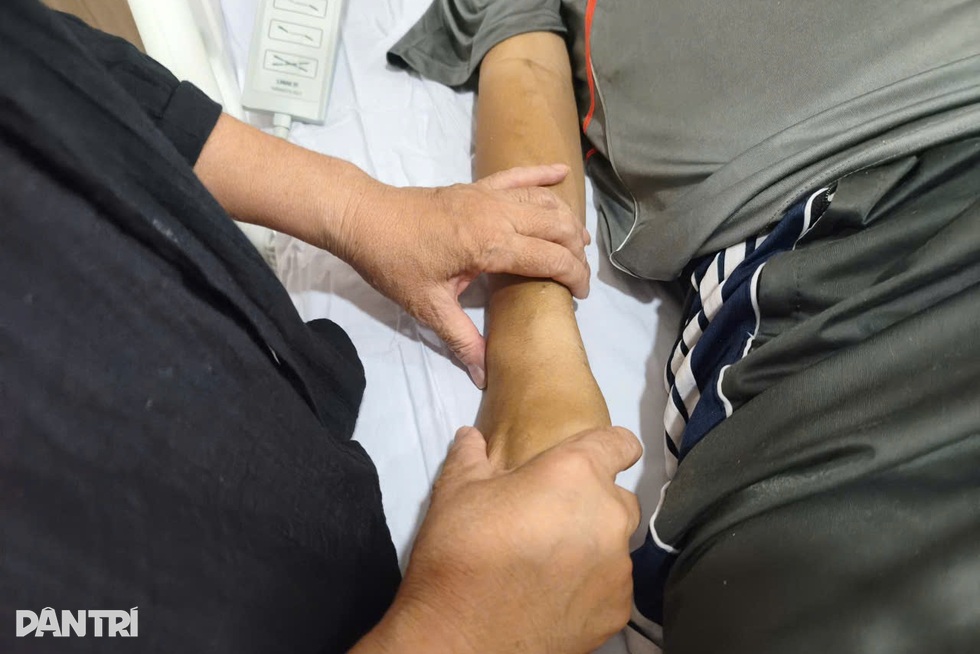 Tết hạnh phúc nhất của gia đình giảng viên được “người dưng” hiến gan - 4