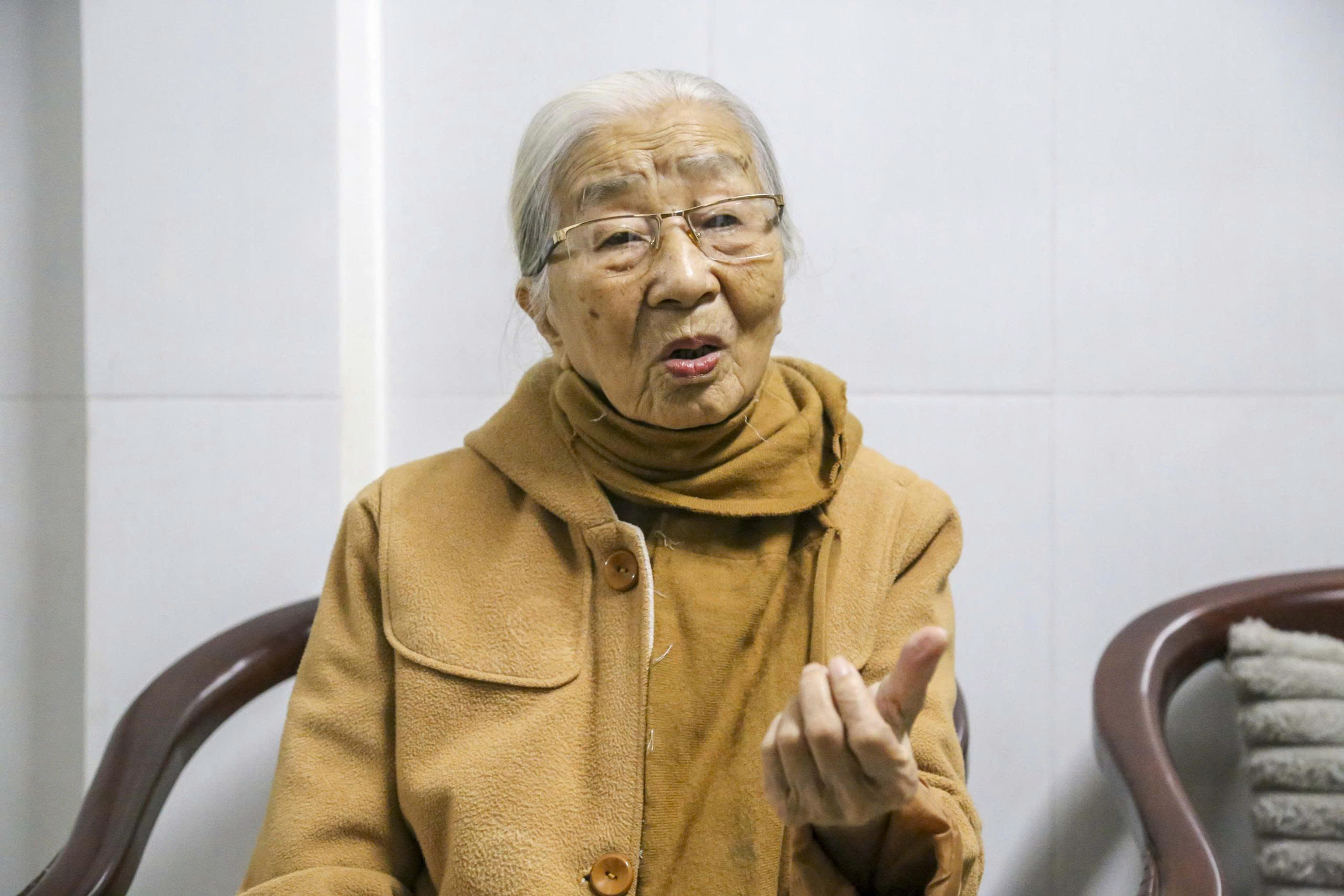 Nghệ nhân 92 tuổi truyền nghề ẩm thực Huế 3 Nghệ nhân 92 tuổi truyền nghề ẩm thực Huế - Ảnh 3.