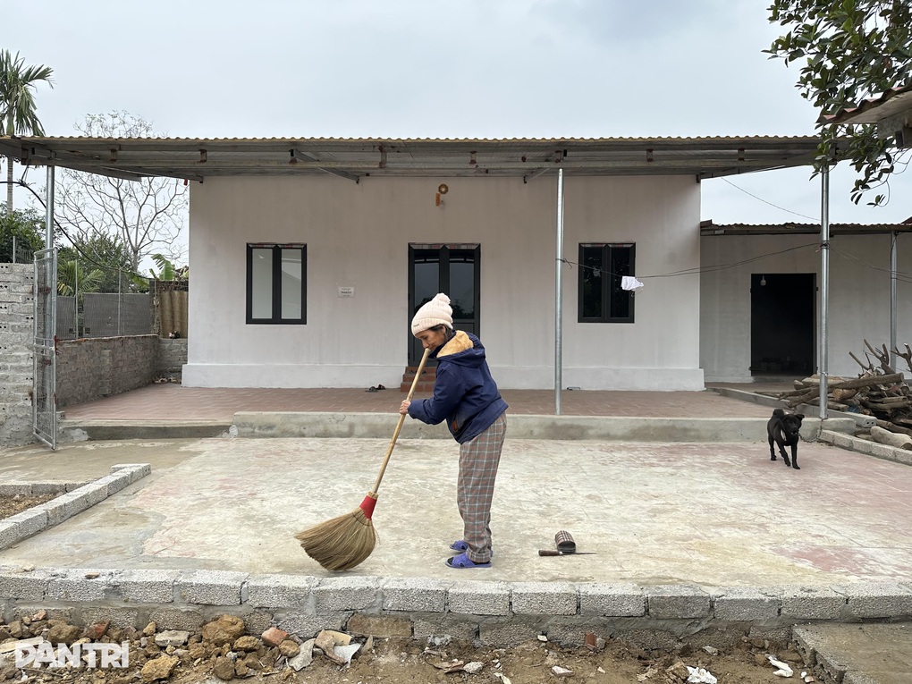 Mùa xuân đáng nhớ của 2 bà cụ từng bị lũ đánh sập nhà - 2