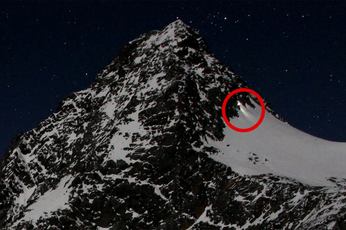 Thomas được phát hiện đang xuống núi vào khoảng 3h trong video từ webcam. Ảnh: foto-webcam