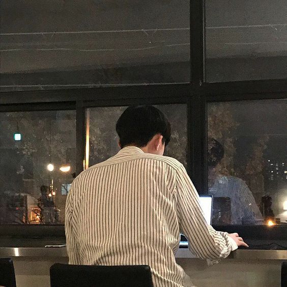 Cầm 330 triệu đi đầu tư chứng khoán, vật vã suốt 10 năm: Tôi 