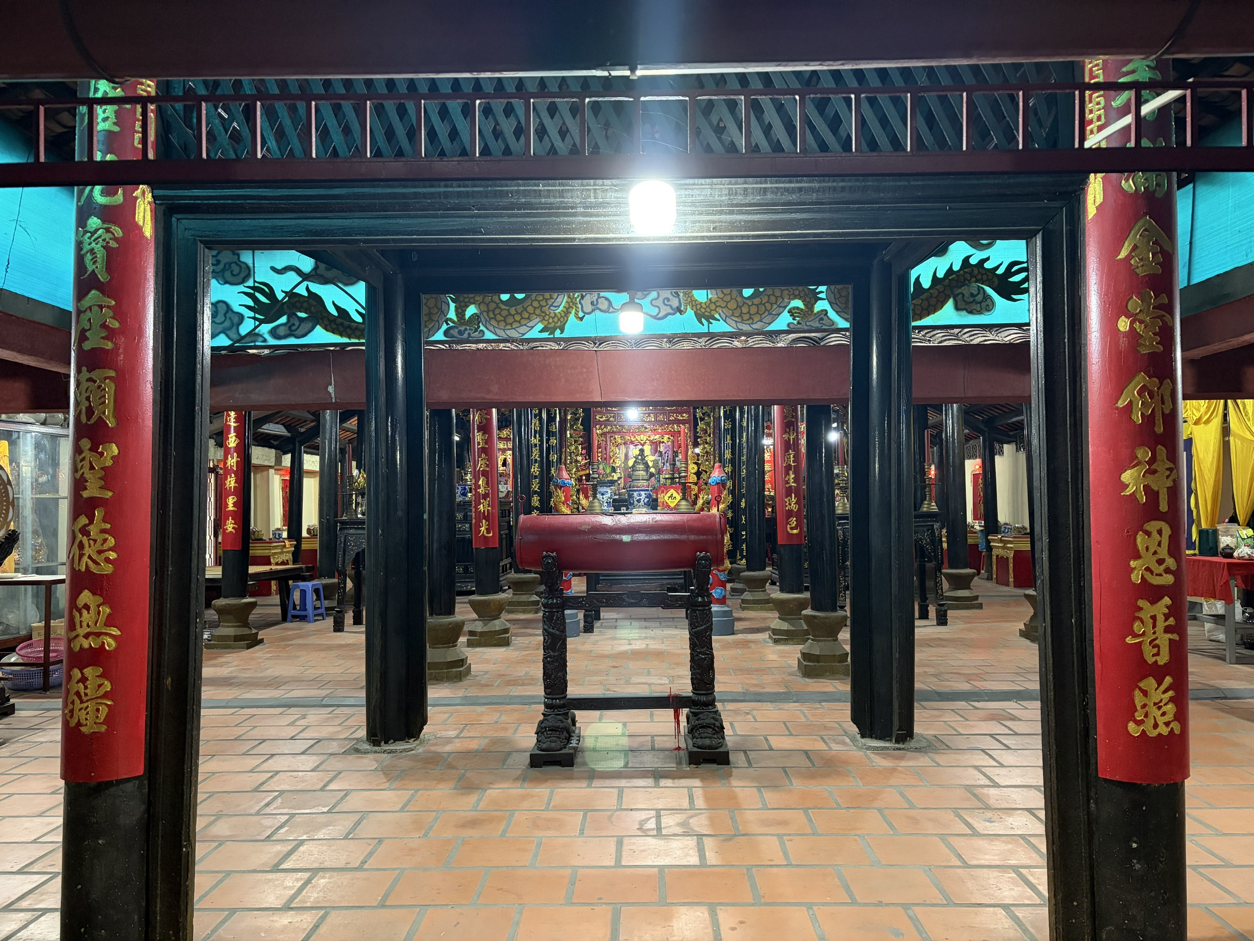 Khám phá đình Thông Tây Hội hơn 300 năm tuổi - Ảnh 9.