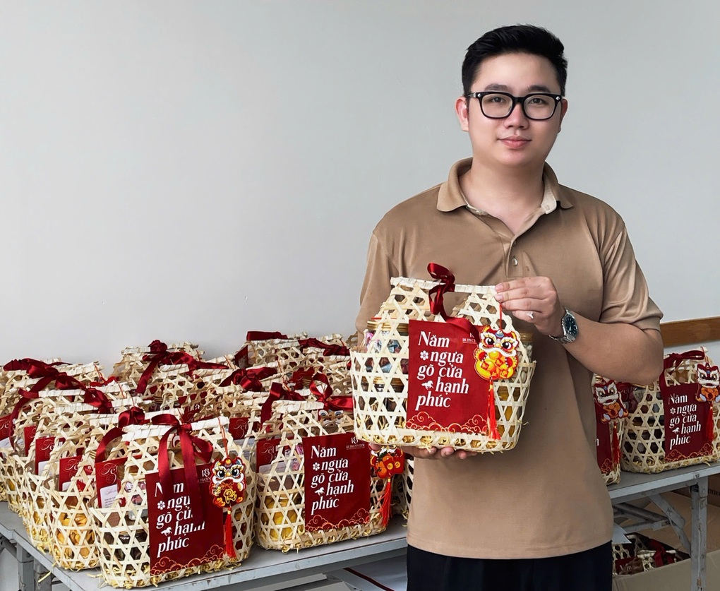 Sinh viên tranh thủ khởi nghiệp ngày Tết, vốn ít, doanh thu cao - 2