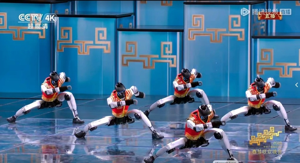 Màn đồng diễn robot gây sốt của Trung Quốc tốn bao nhiêu, do ai nhào nặn? - 3