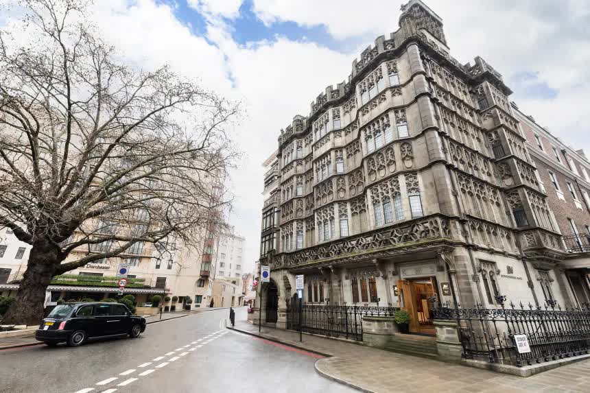 Bên trong hầm chứa tài sản cho giới siêu giàu- Ảnh 1.