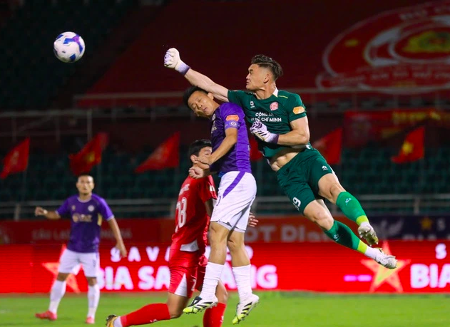 Indonesia tham vọng lần đầu tiên vô địch AFF Cup, đội tuyển Việt Nam ‘không đồng ý’
- Ảnh 2. Indonesia tham vọng lần đầu tiên vô địch AFF Cup, đội tuyển Việt Nam ‘không đồng ý’
- Ảnh 2.
