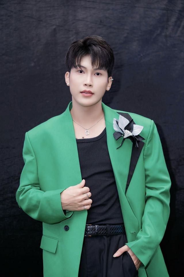 Rapper Tiêu Minh Phụng trong bộ ảnh tuổi 28.